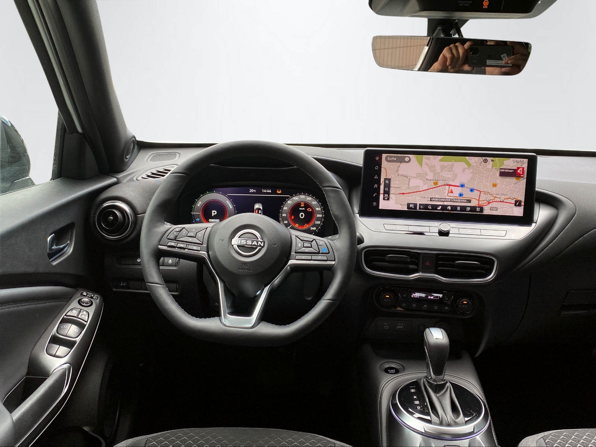 listing desktop thumbnail image 12