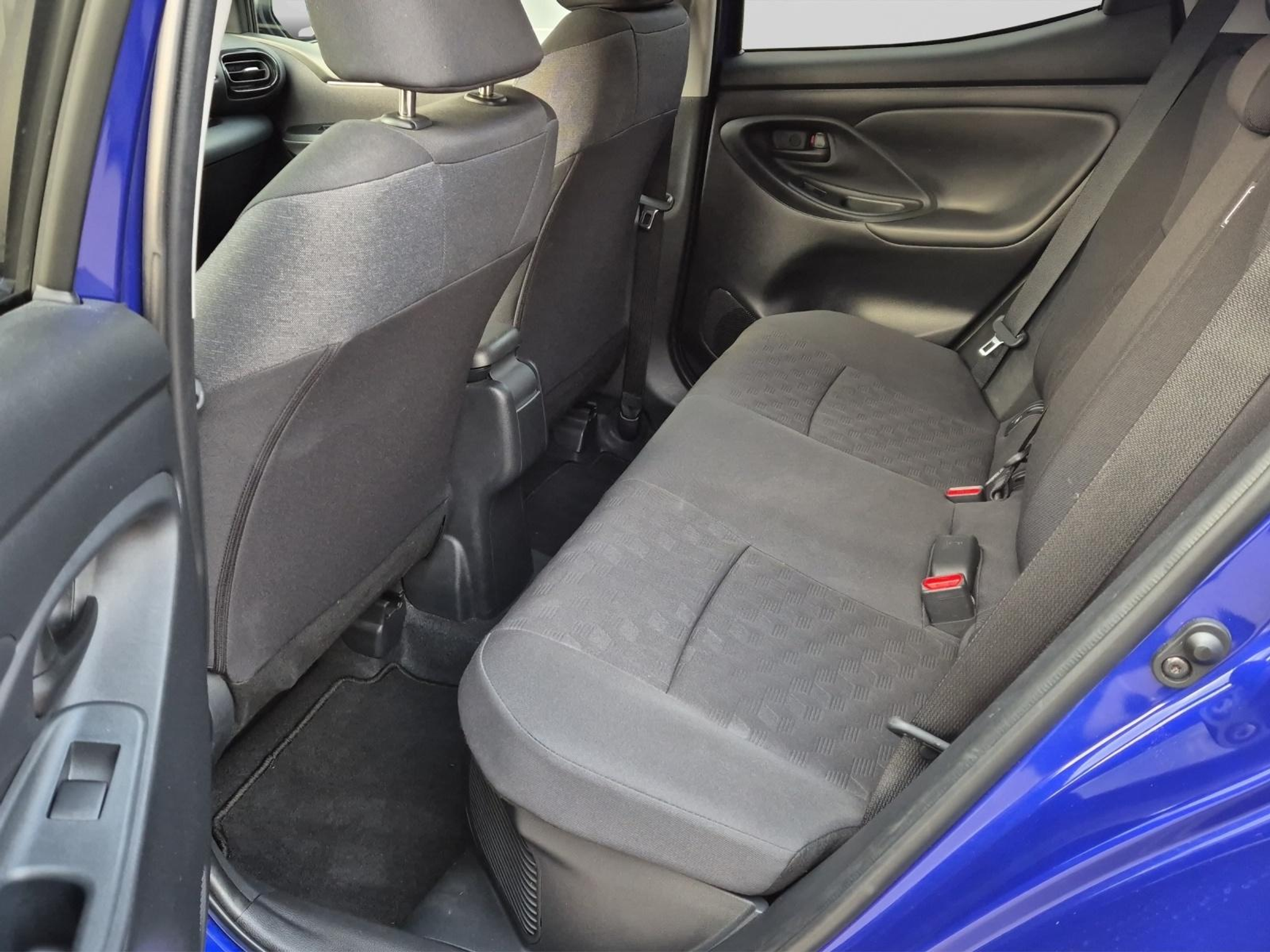 listing desktop thumbnail image 8