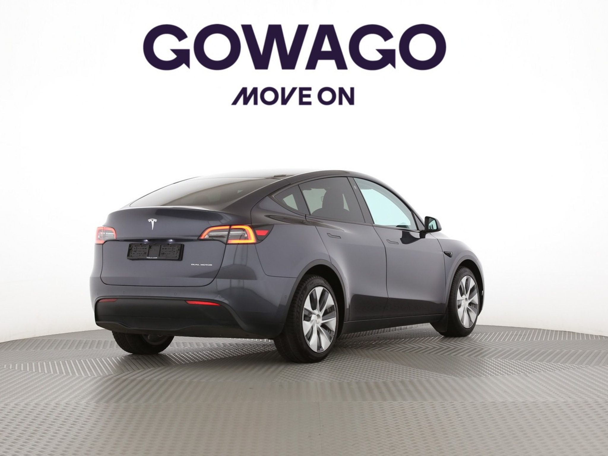 listing desktop thumbnail image 1