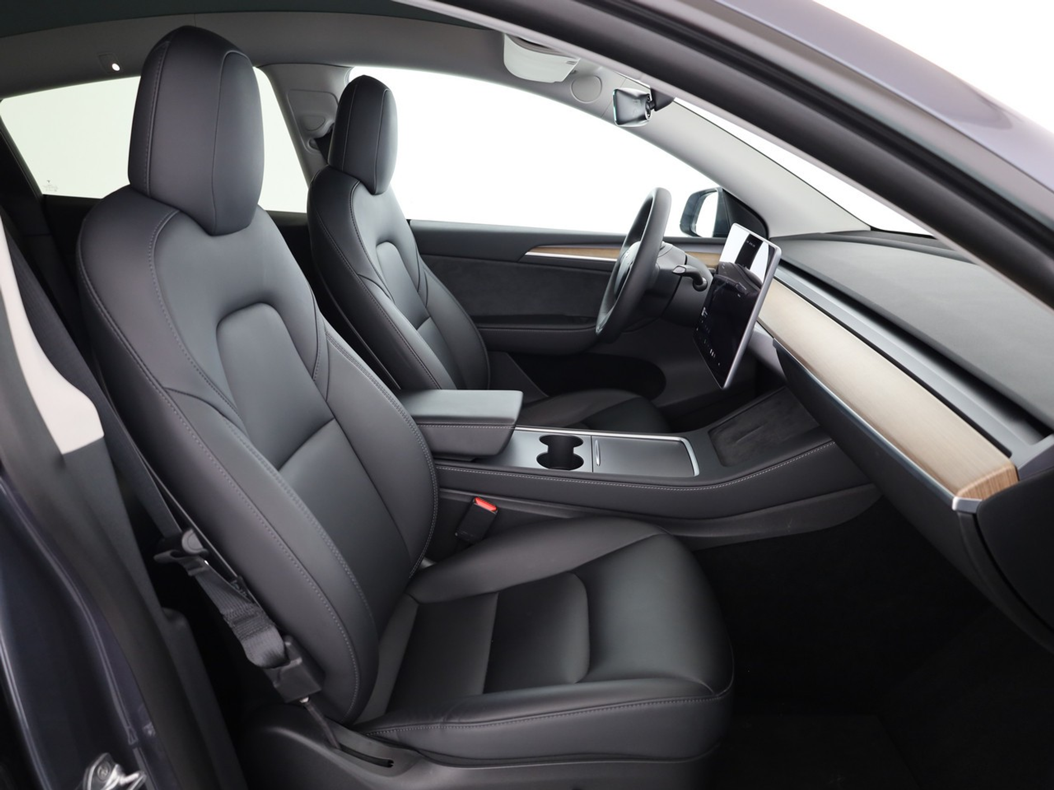 listing desktop thumbnail image 9