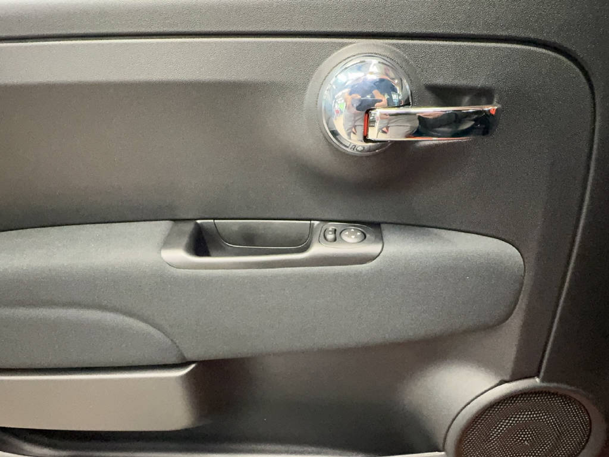 listing desktop thumbnail image 10