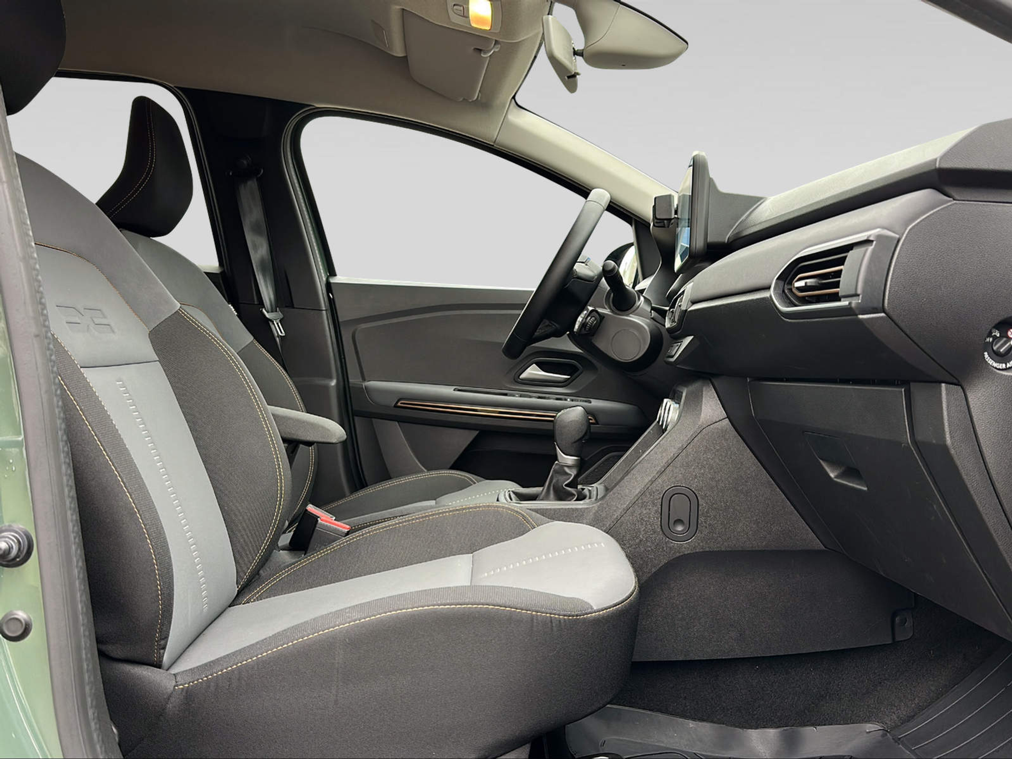 listing desktop thumbnail image 9