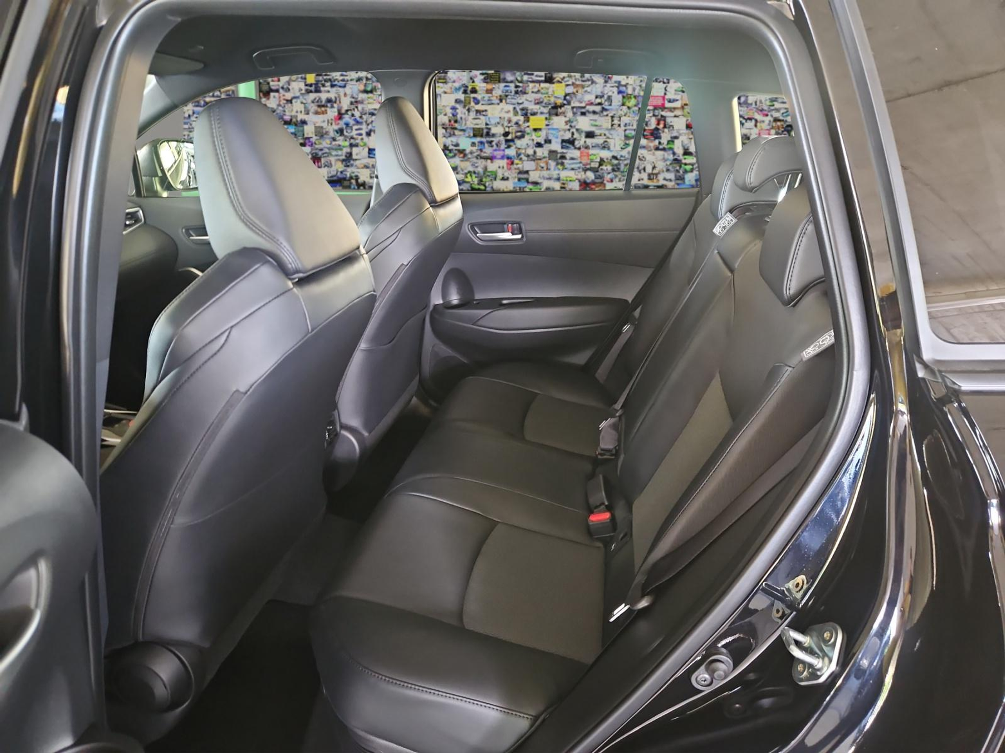 listing desktop thumbnail image 9