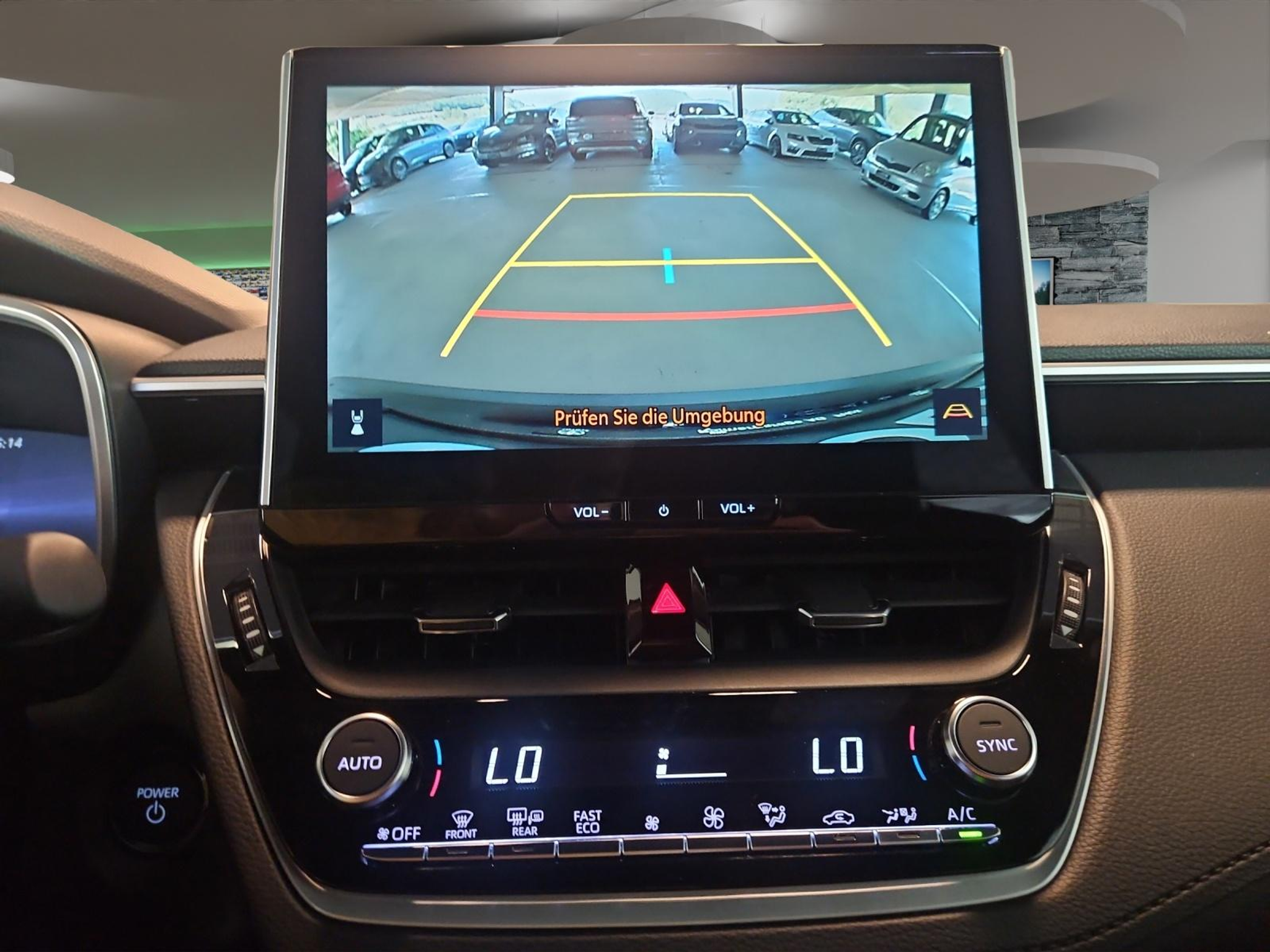 listing desktop thumbnail image 15