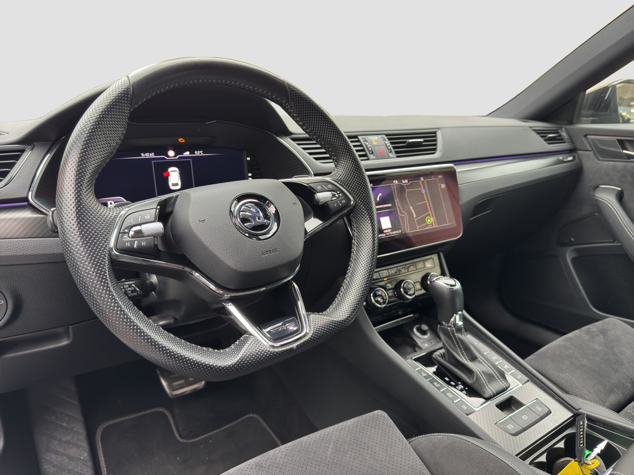 listing desktop thumbnail image 6