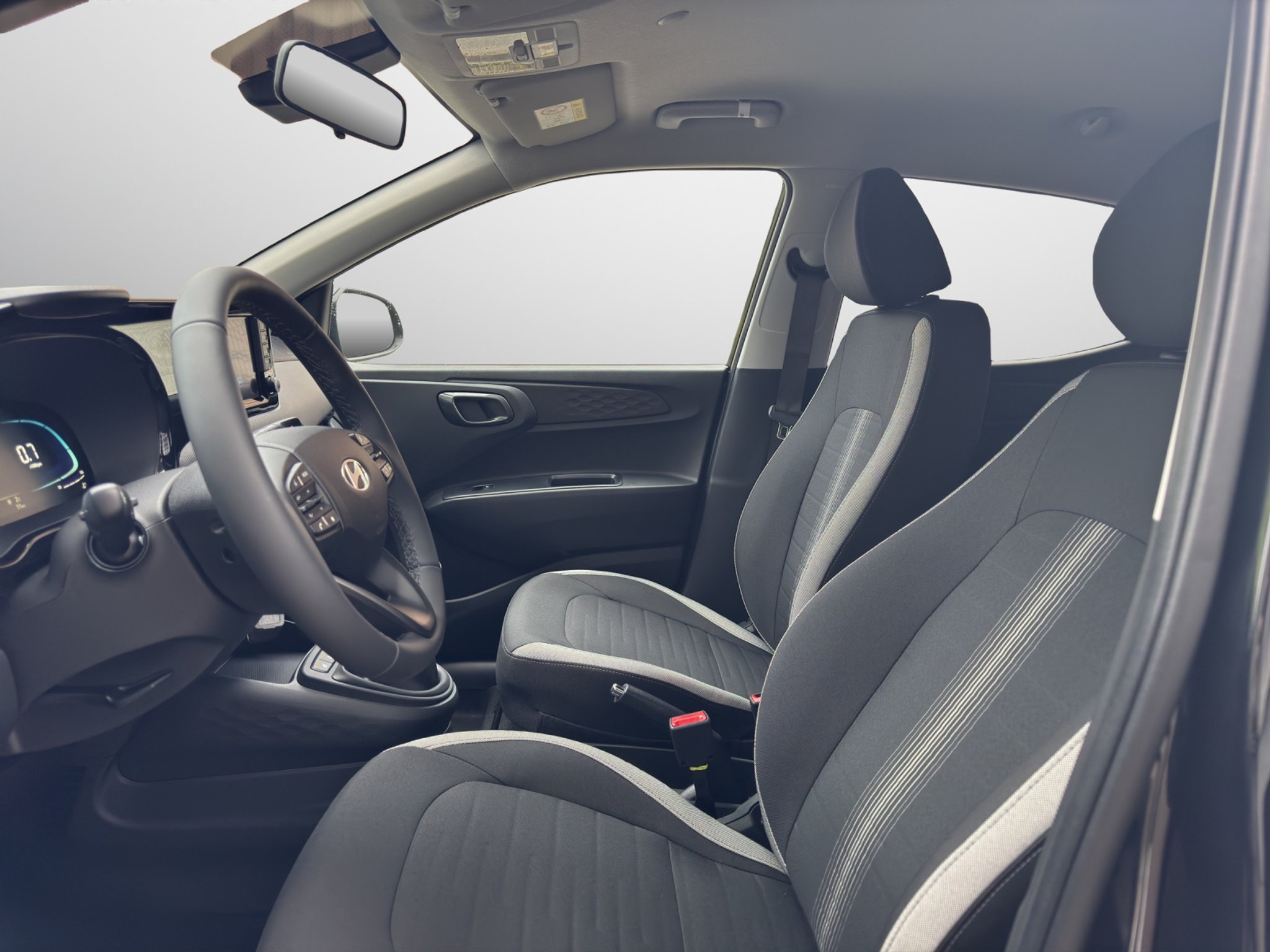 listing desktop thumbnail image 4