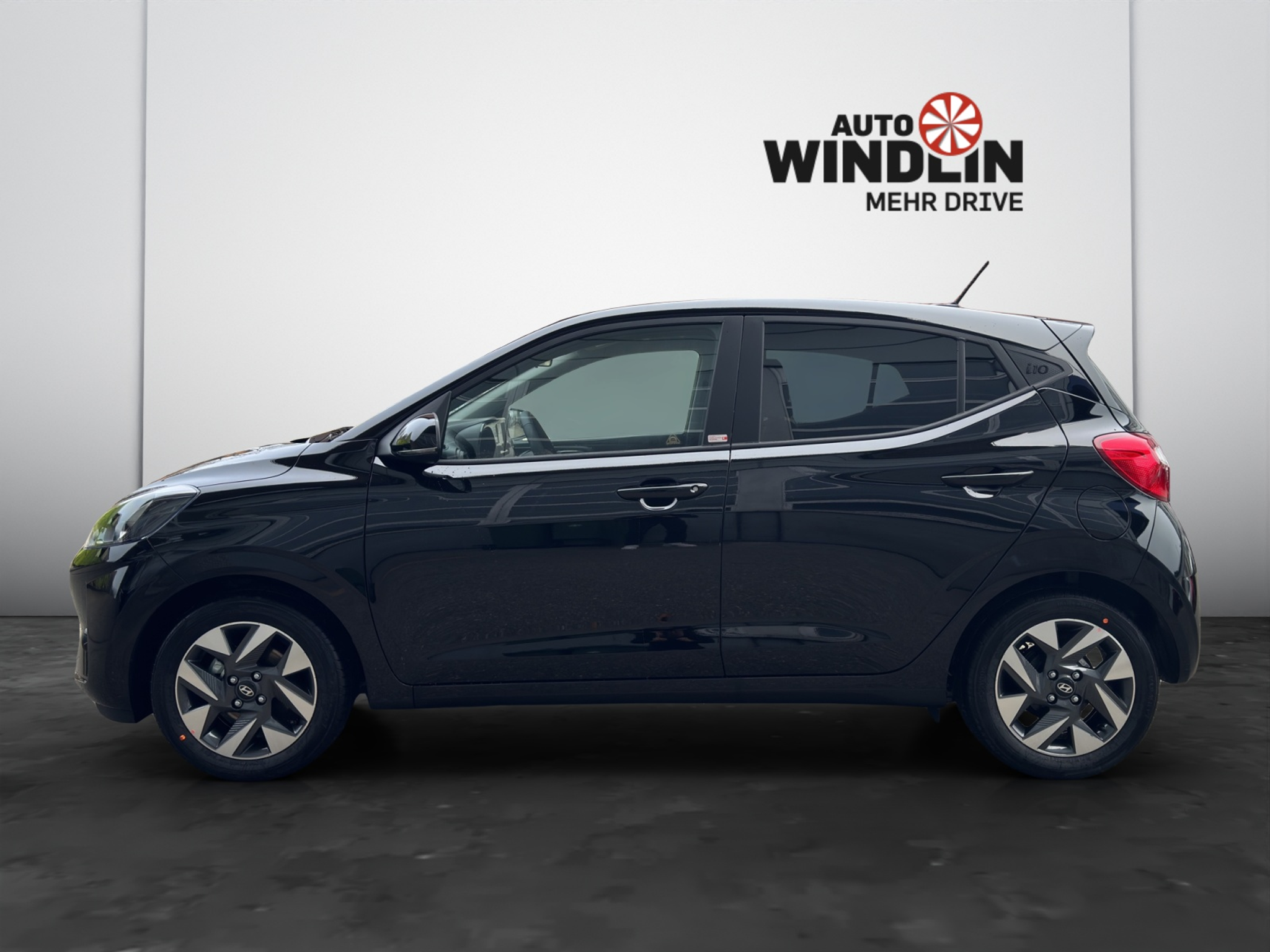 listing desktop thumbnail image 2