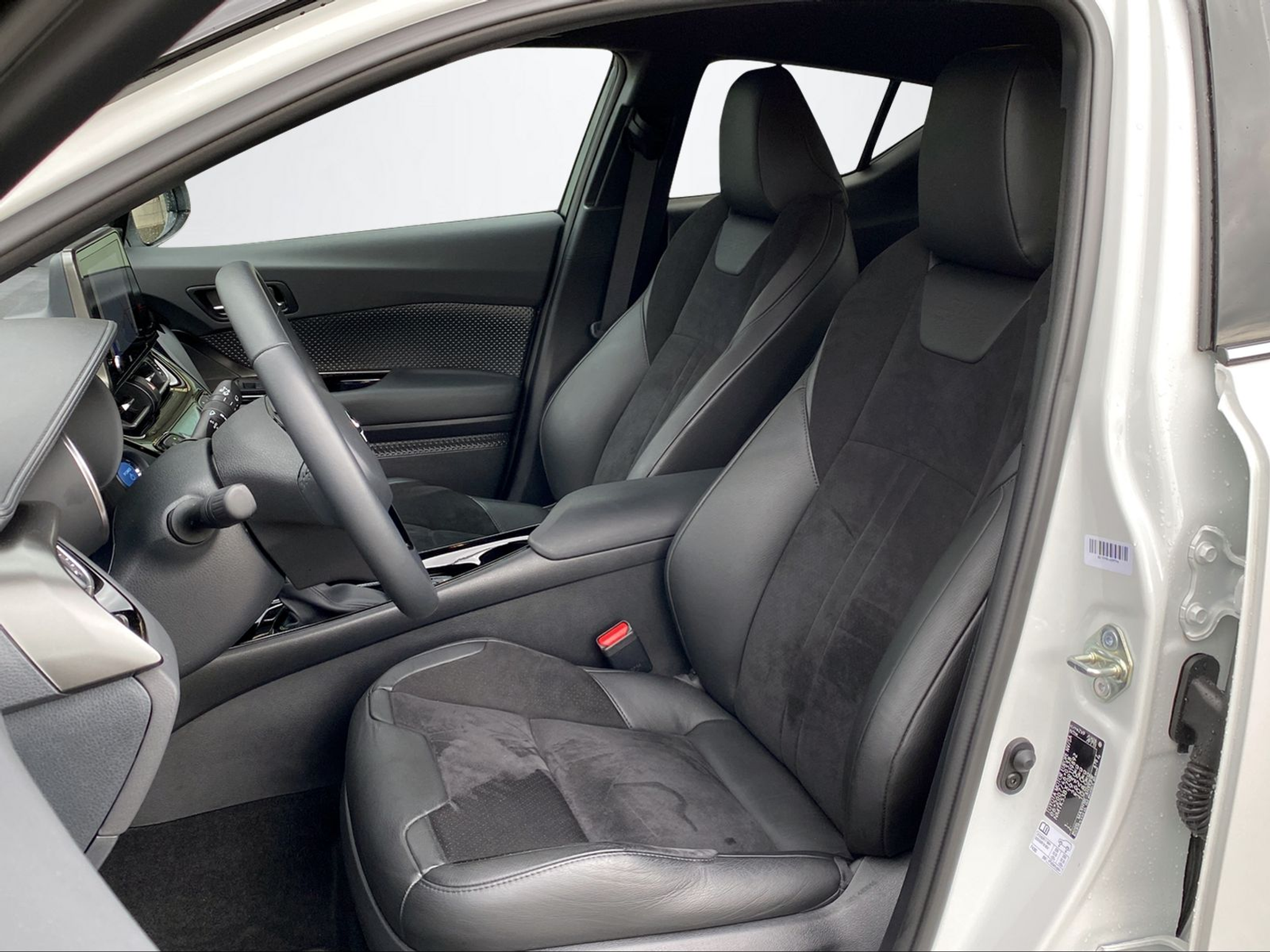 listing desktop thumbnail image 14