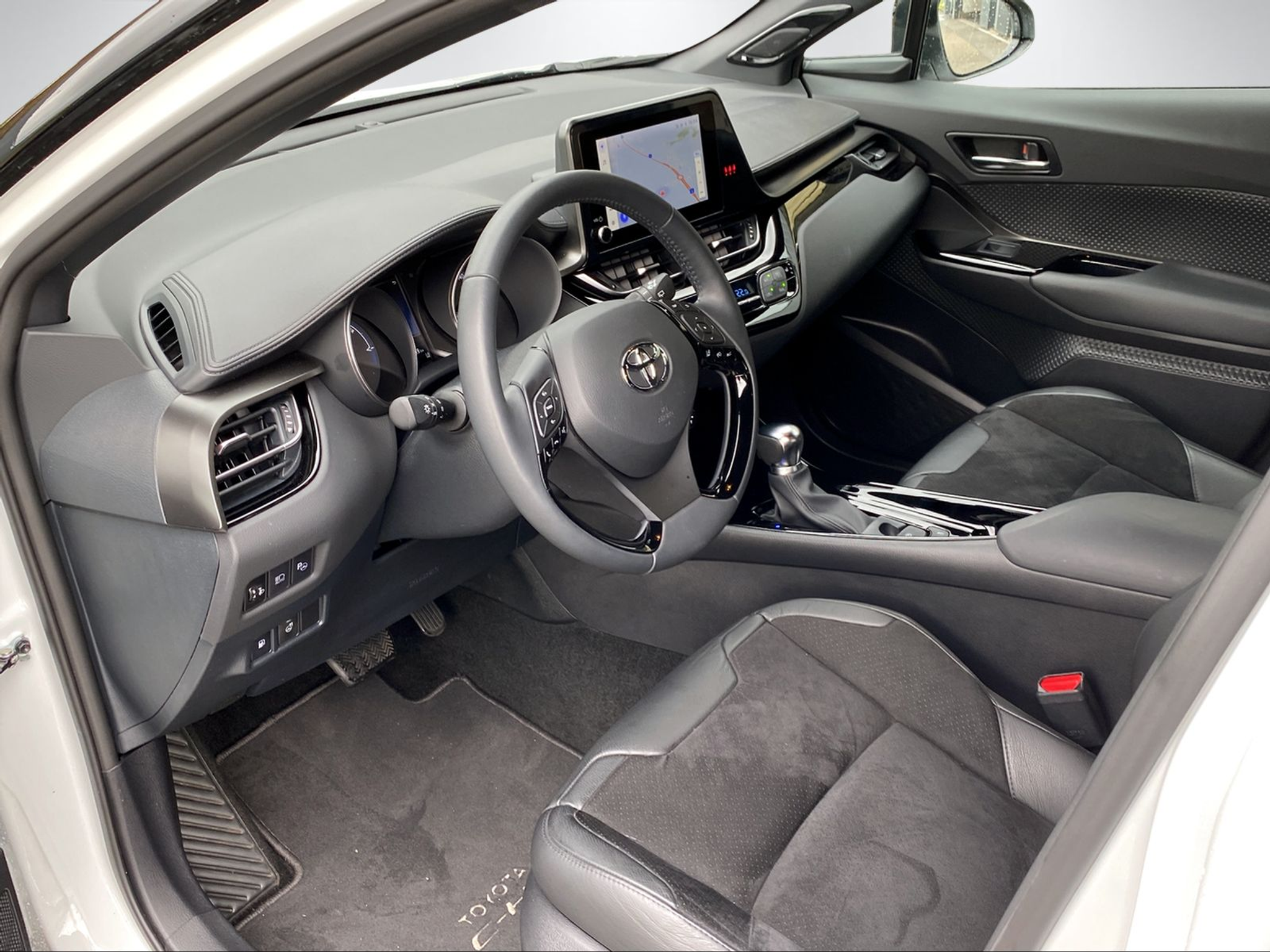 listing desktop thumbnail image 13