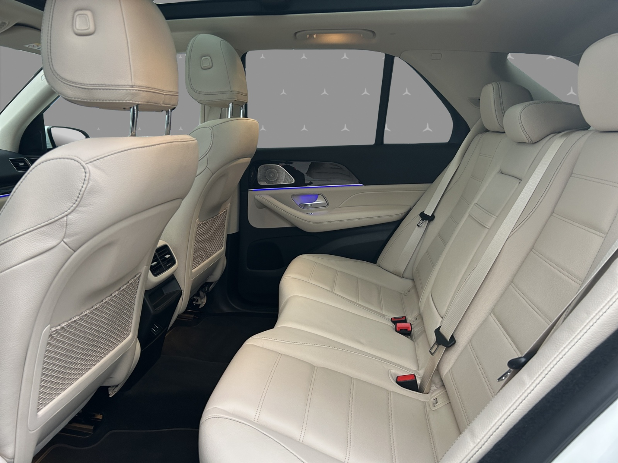 listing desktop thumbnail image 15