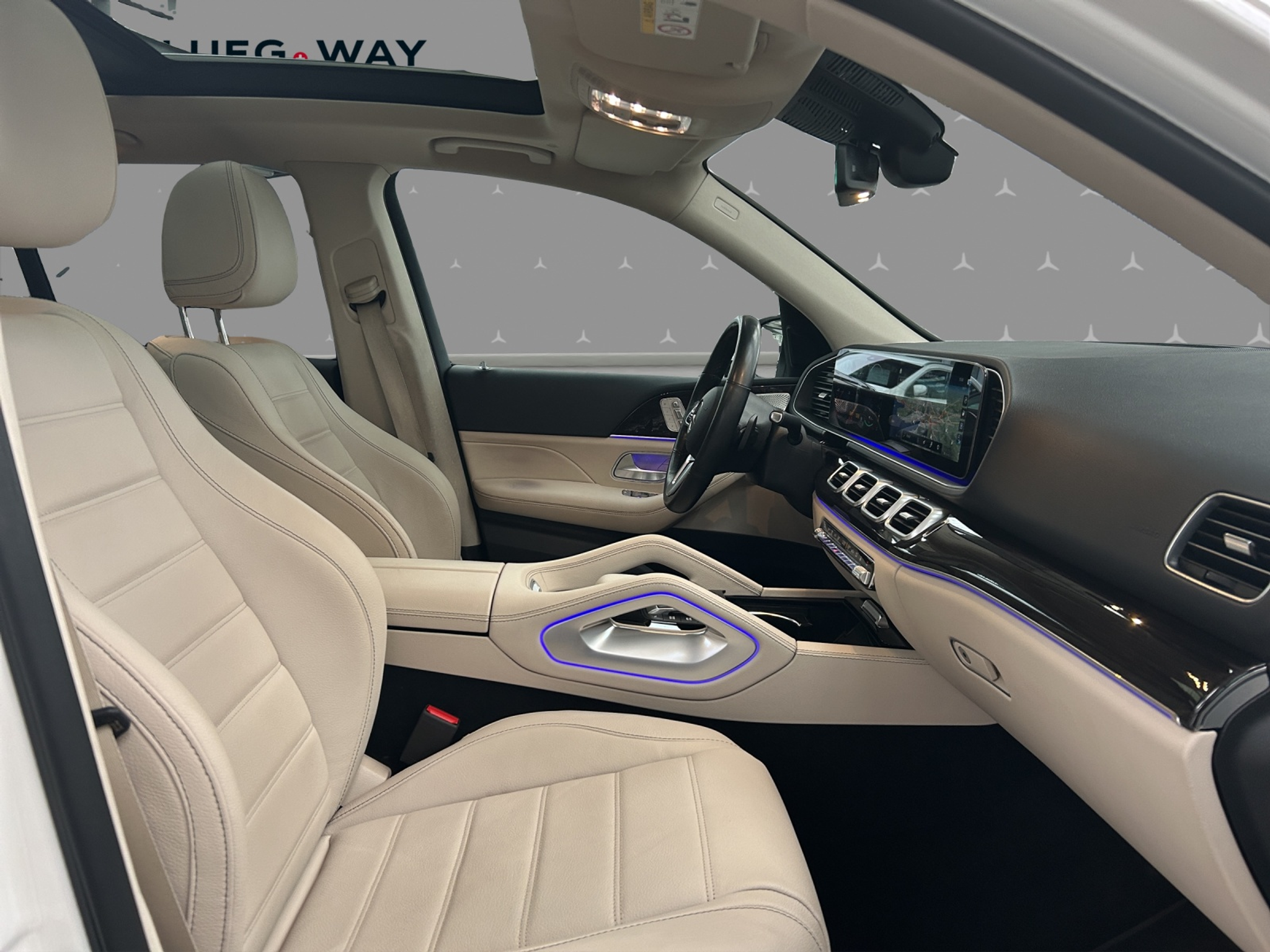 listing desktop thumbnail image 16