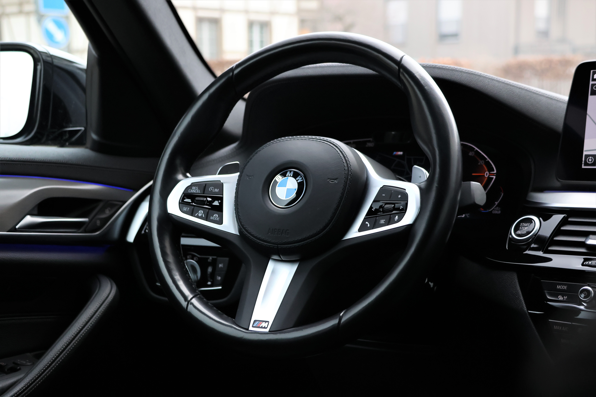 listing desktop thumbnail image 13