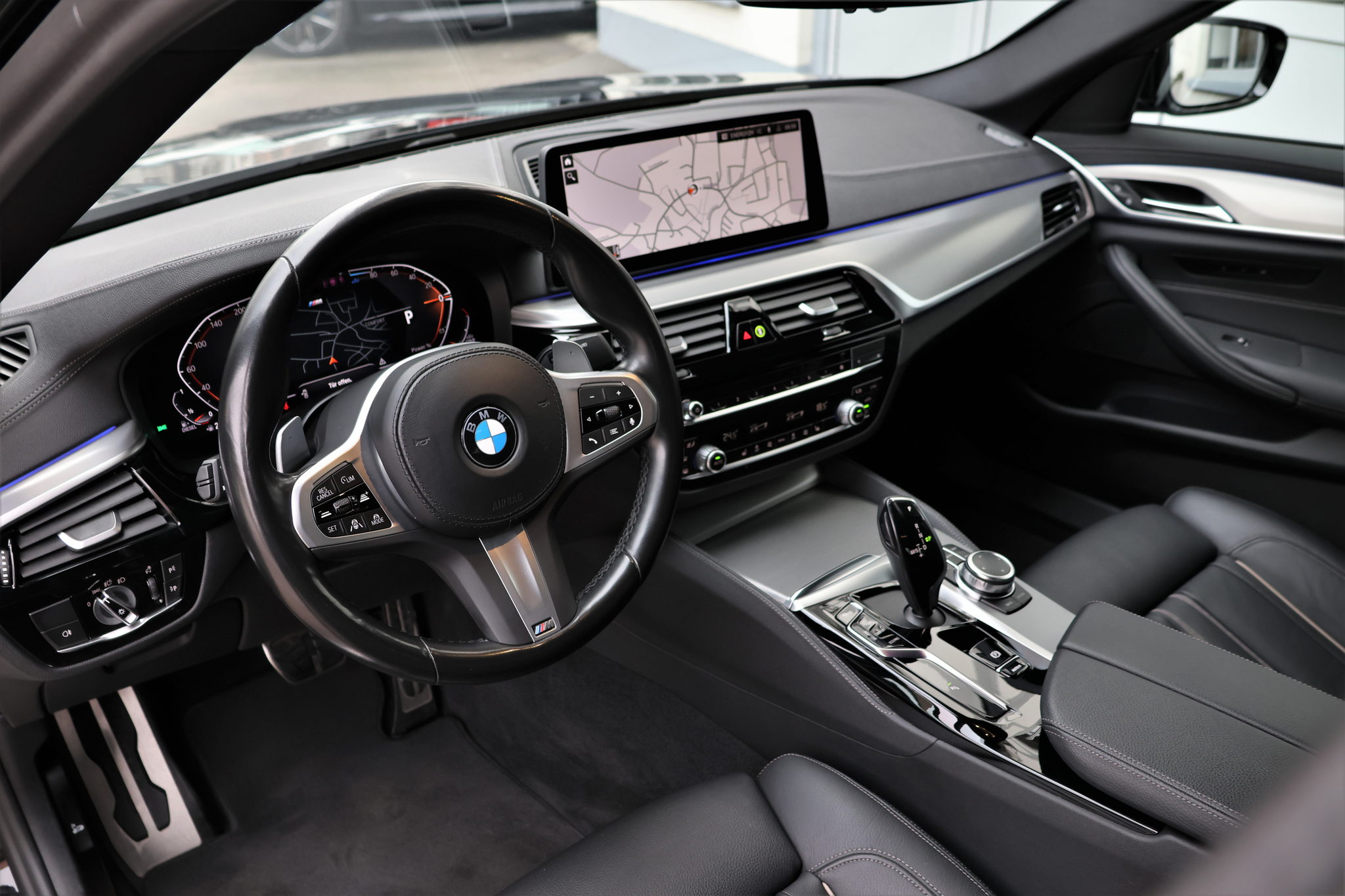 listing desktop thumbnail image 9