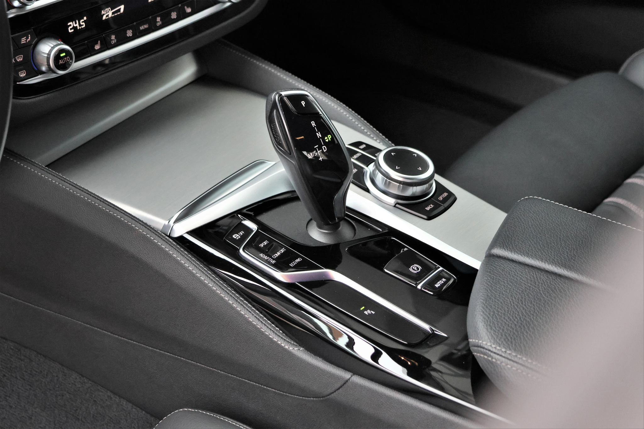 listing desktop thumbnail image 10