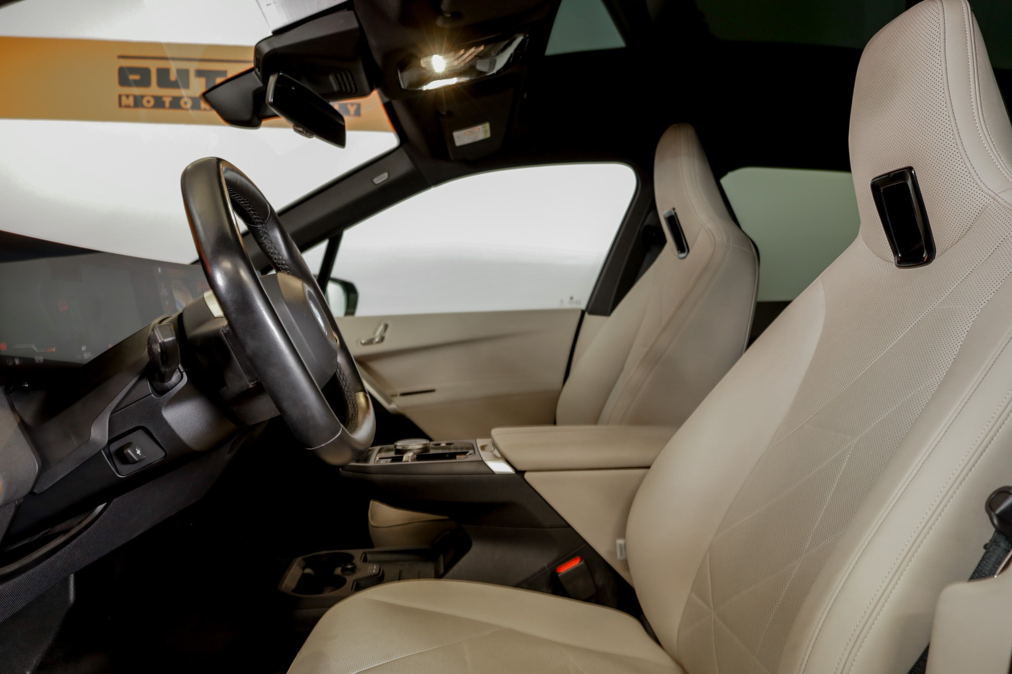 listing desktop thumbnail image 7