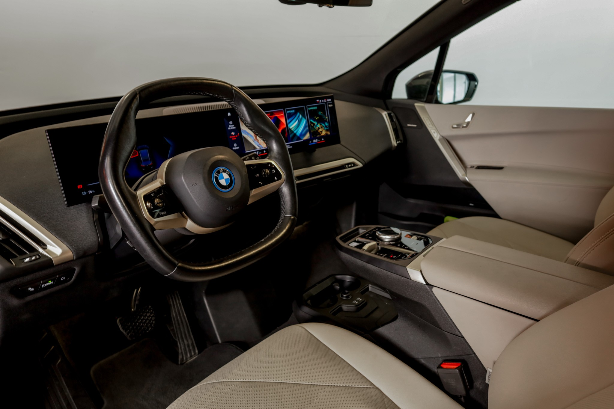 listing desktop thumbnail image 8