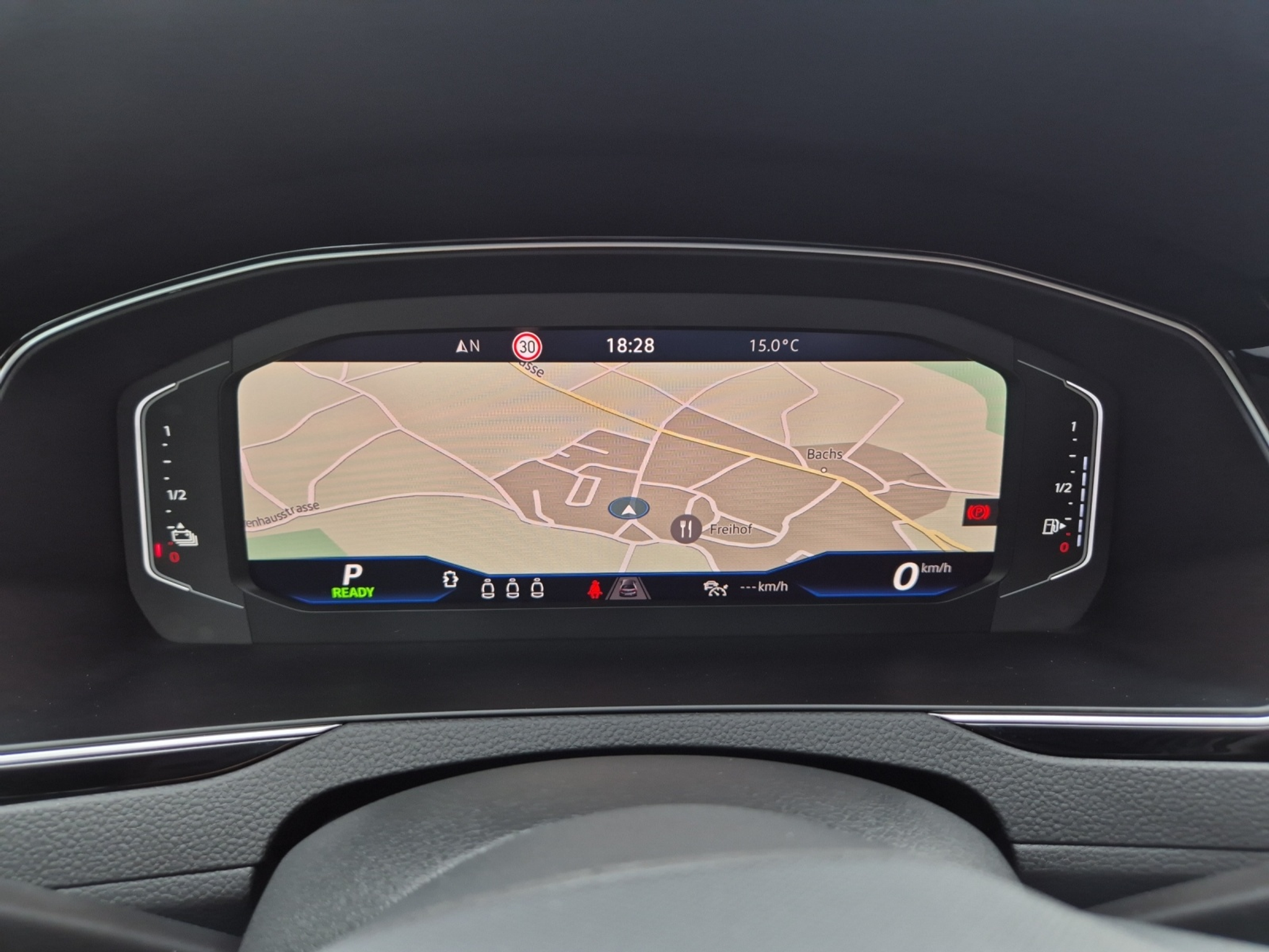 listing desktop thumbnail image 12