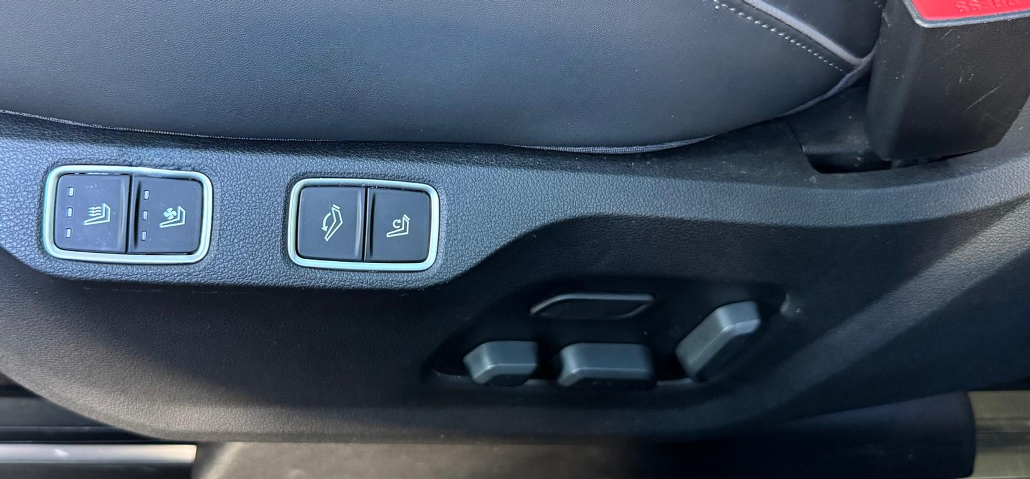 listing desktop thumbnail image 12