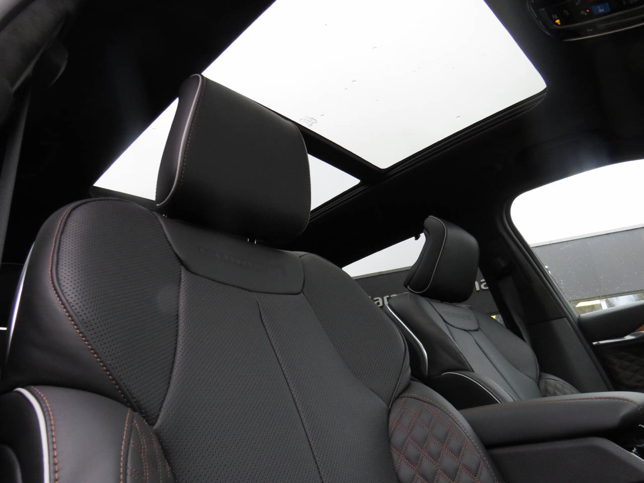 listing desktop thumbnail image 13