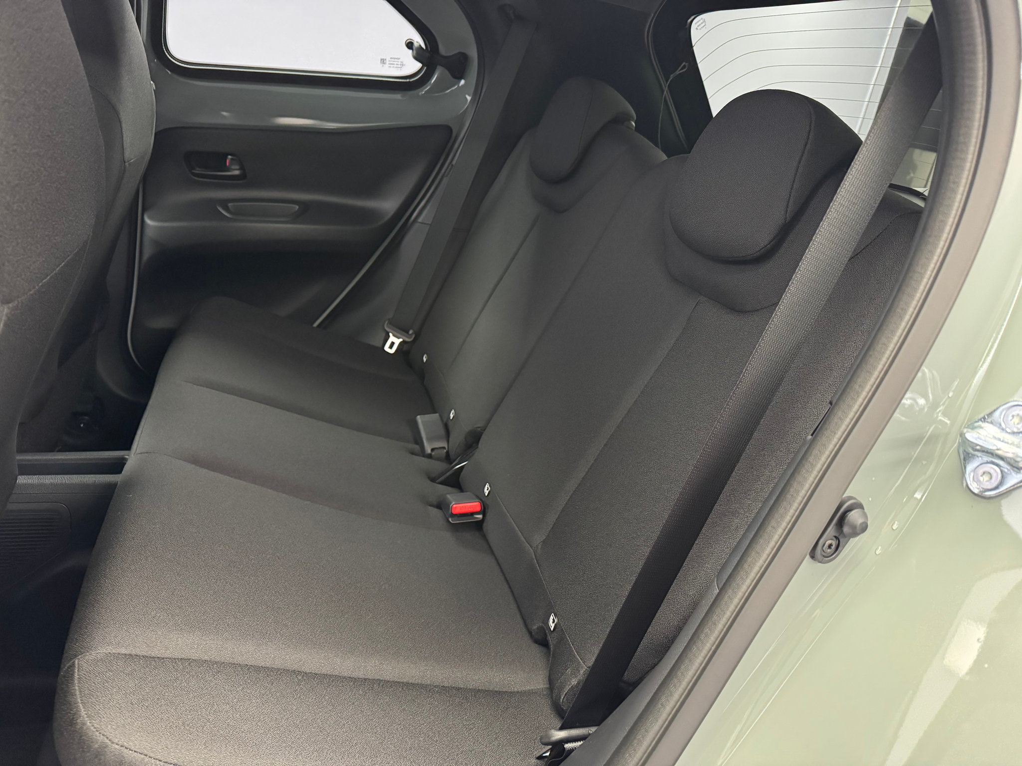 listing desktop thumbnail image 9