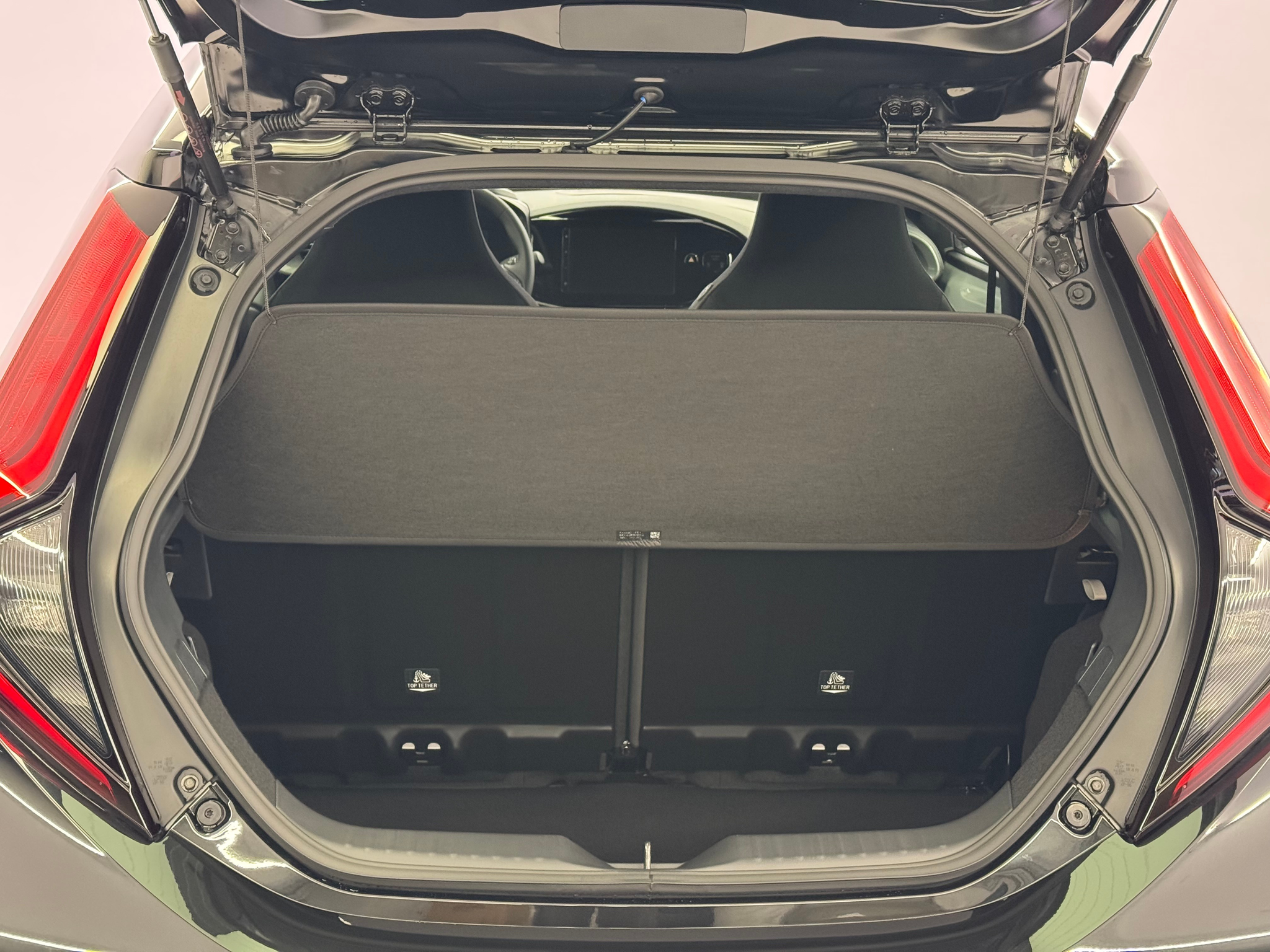 listing desktop thumbnail image 10