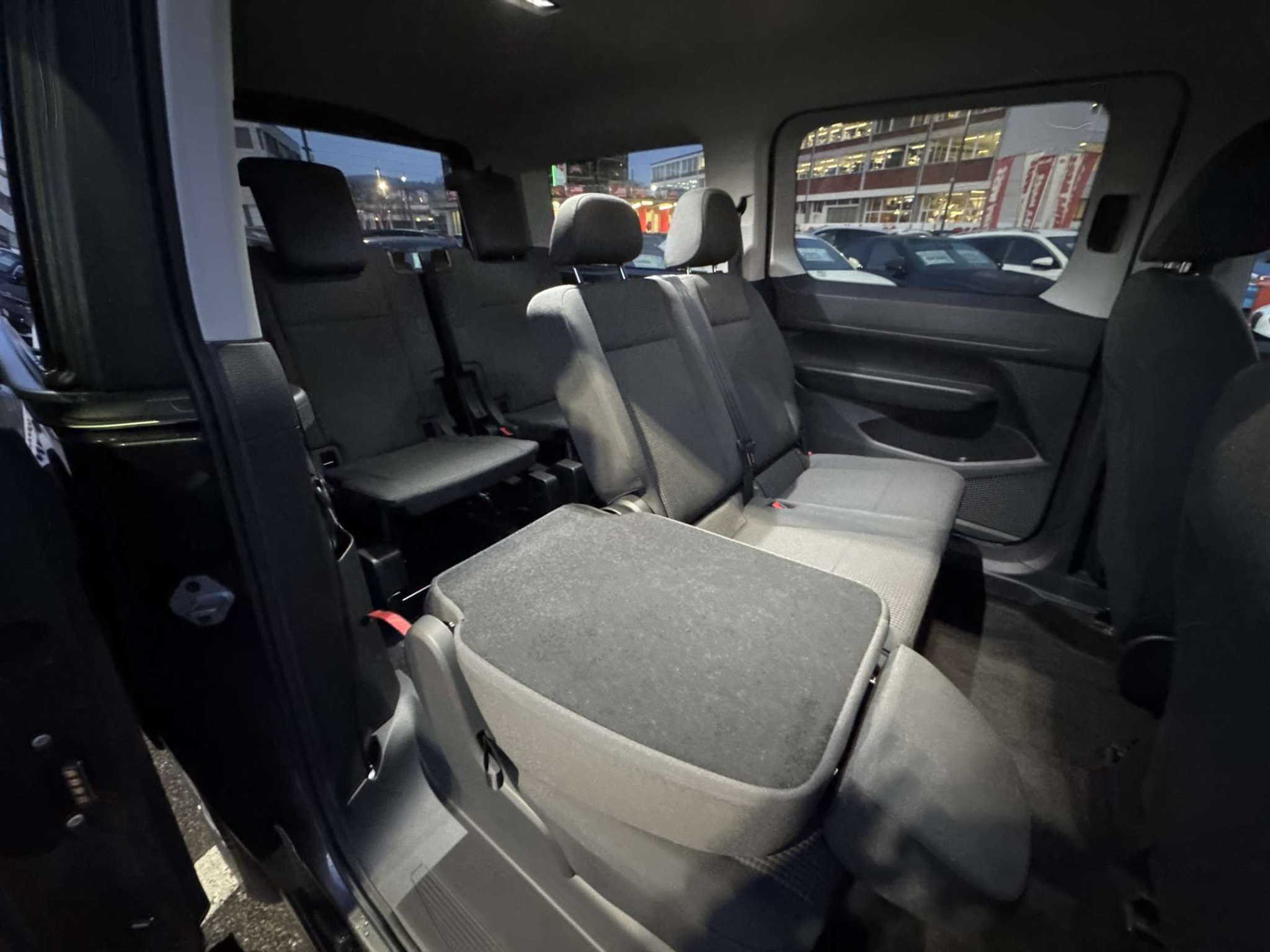 listing desktop thumbnail image 6