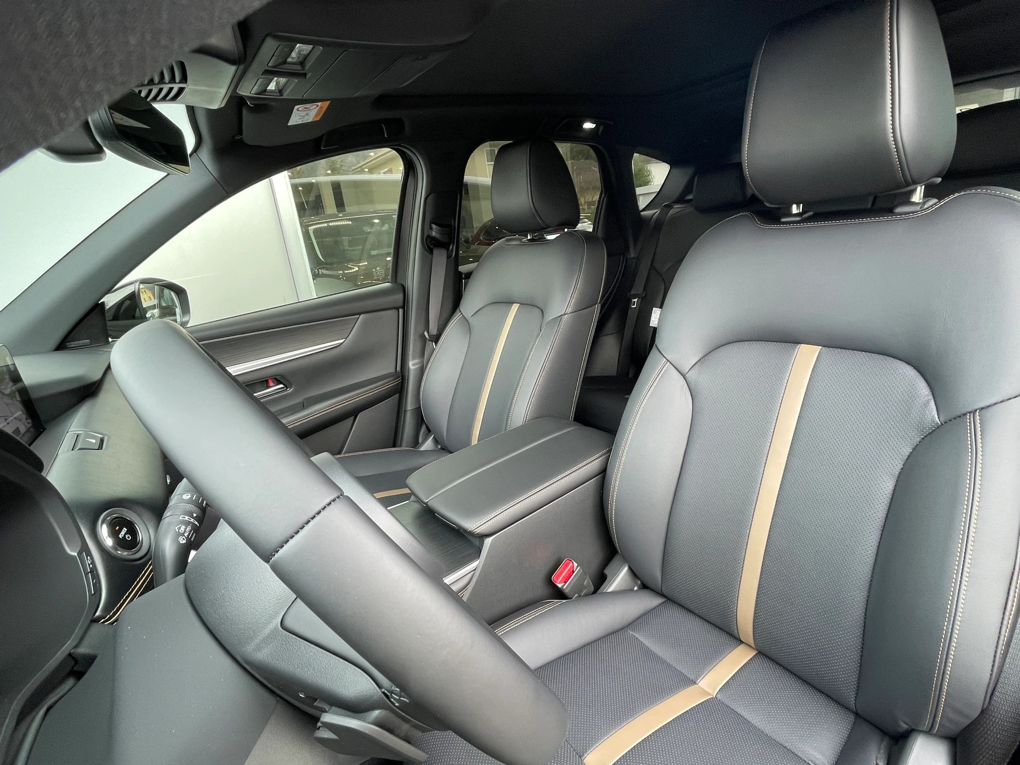 listing desktop thumbnail image 8