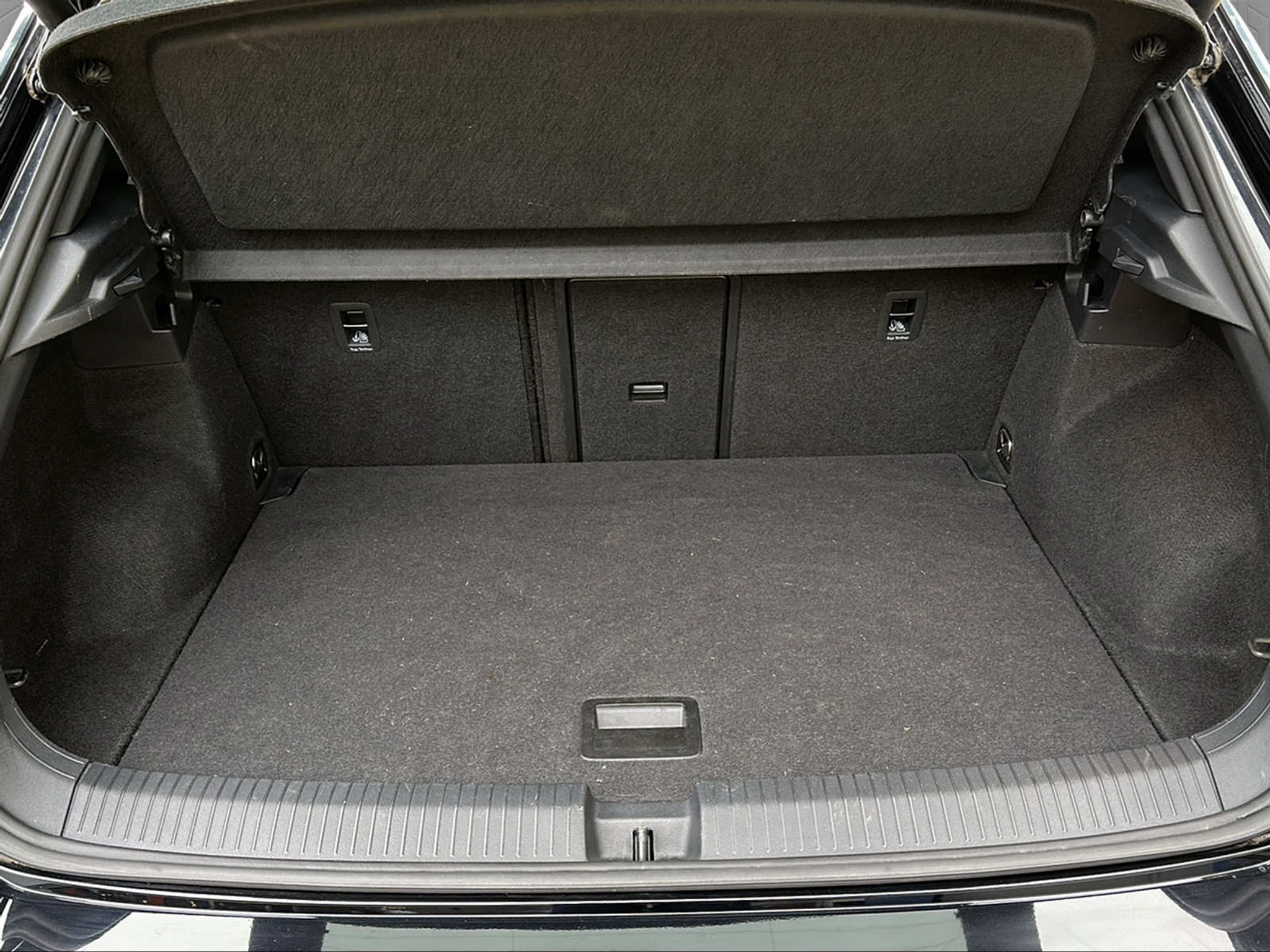 listing desktop thumbnail image 9