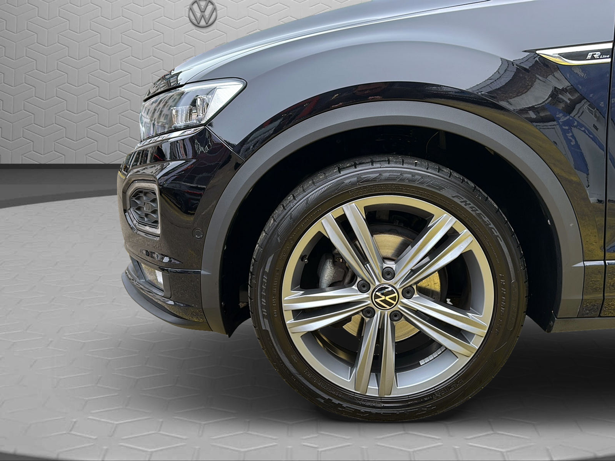 listing desktop thumbnail image 8