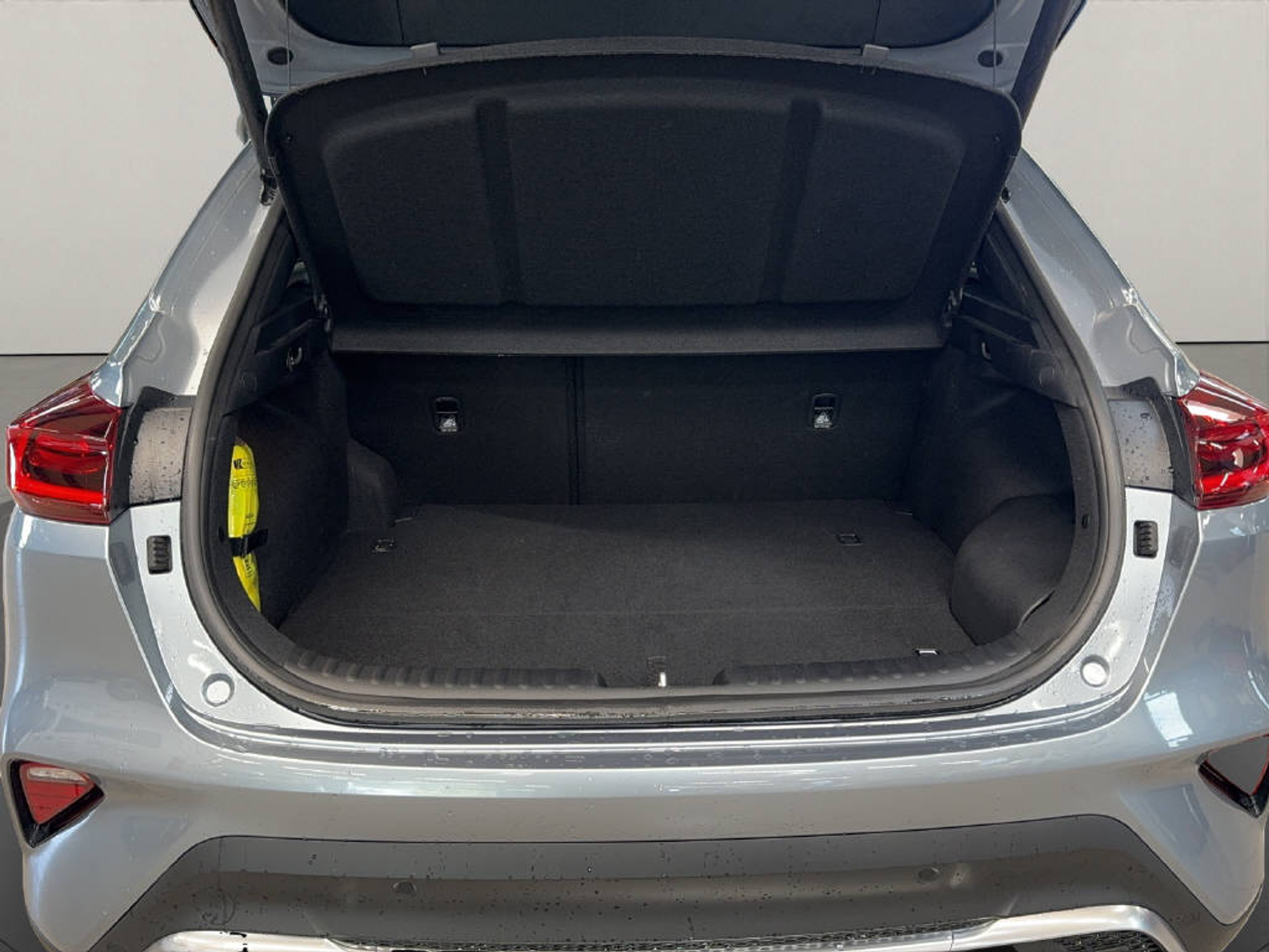 listing desktop thumbnail image 10