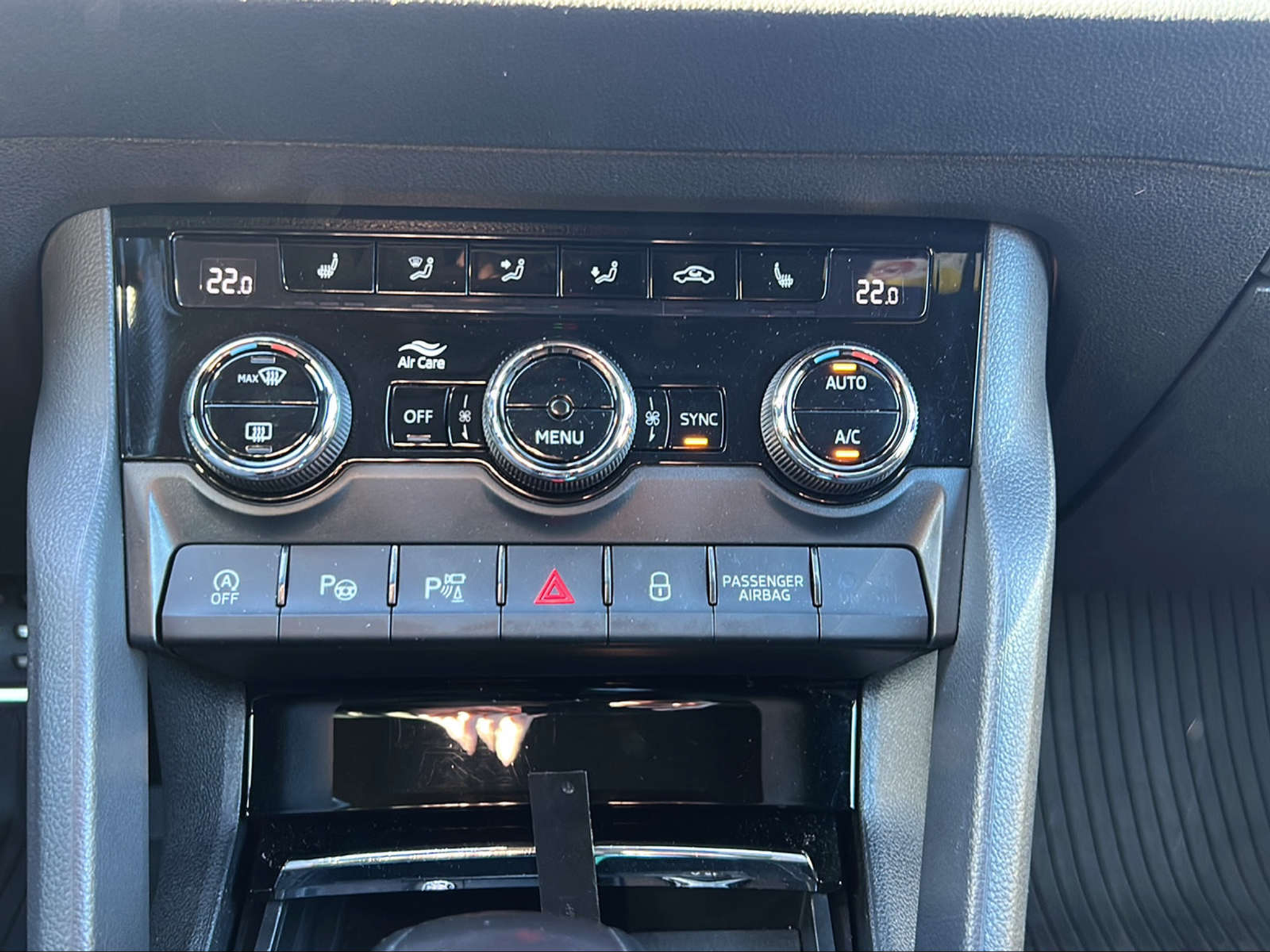 listing desktop thumbnail image 15