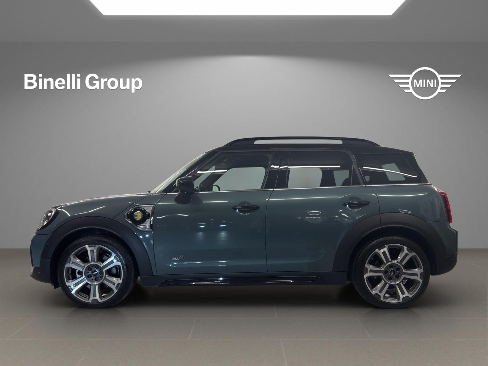 listing desktop thumbnail image 1