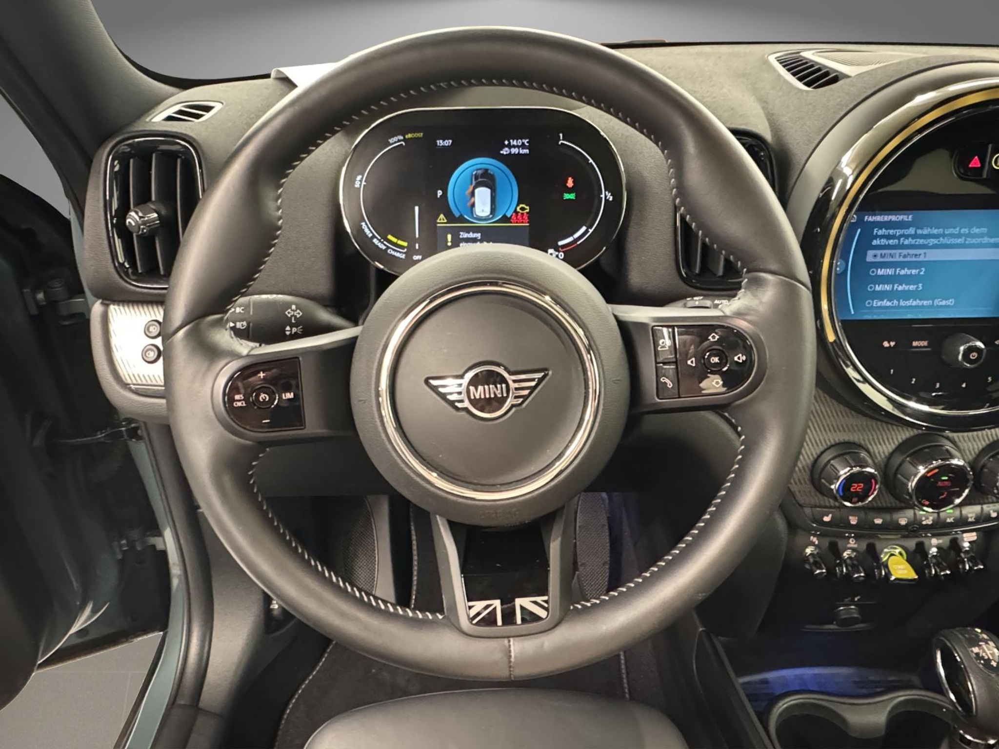 listing desktop thumbnail image 15