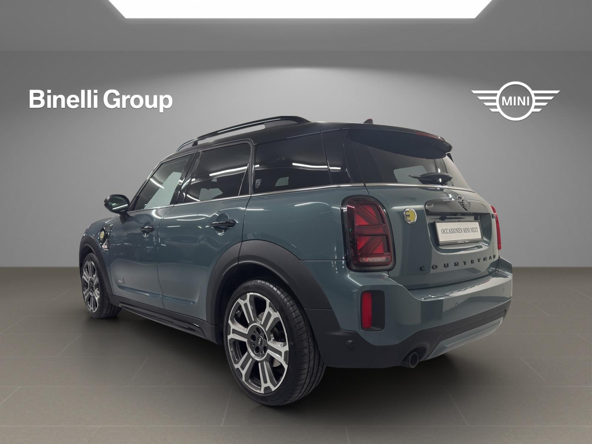 listing desktop thumbnail image 2