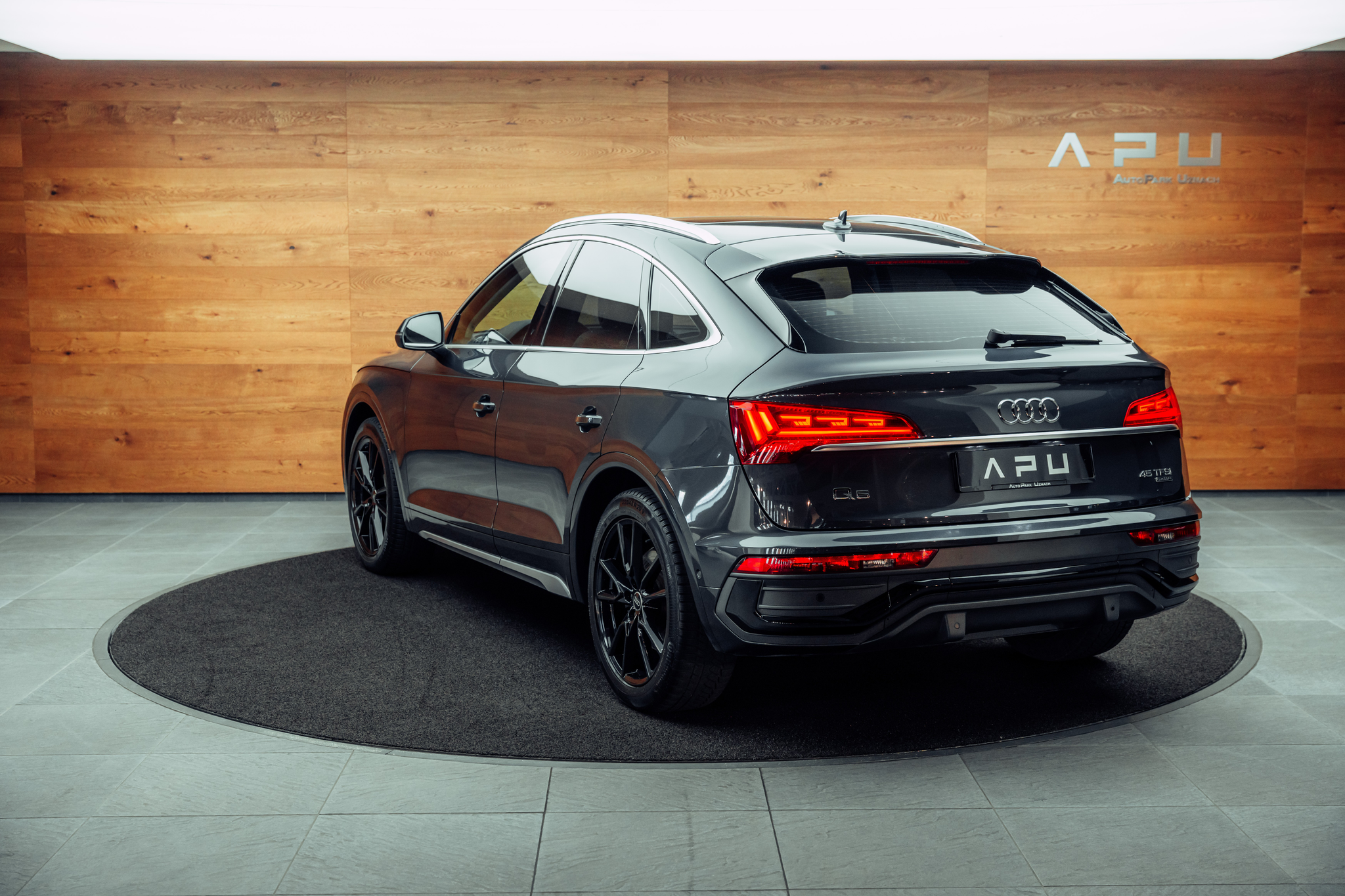 listing desktop thumbnail image 2