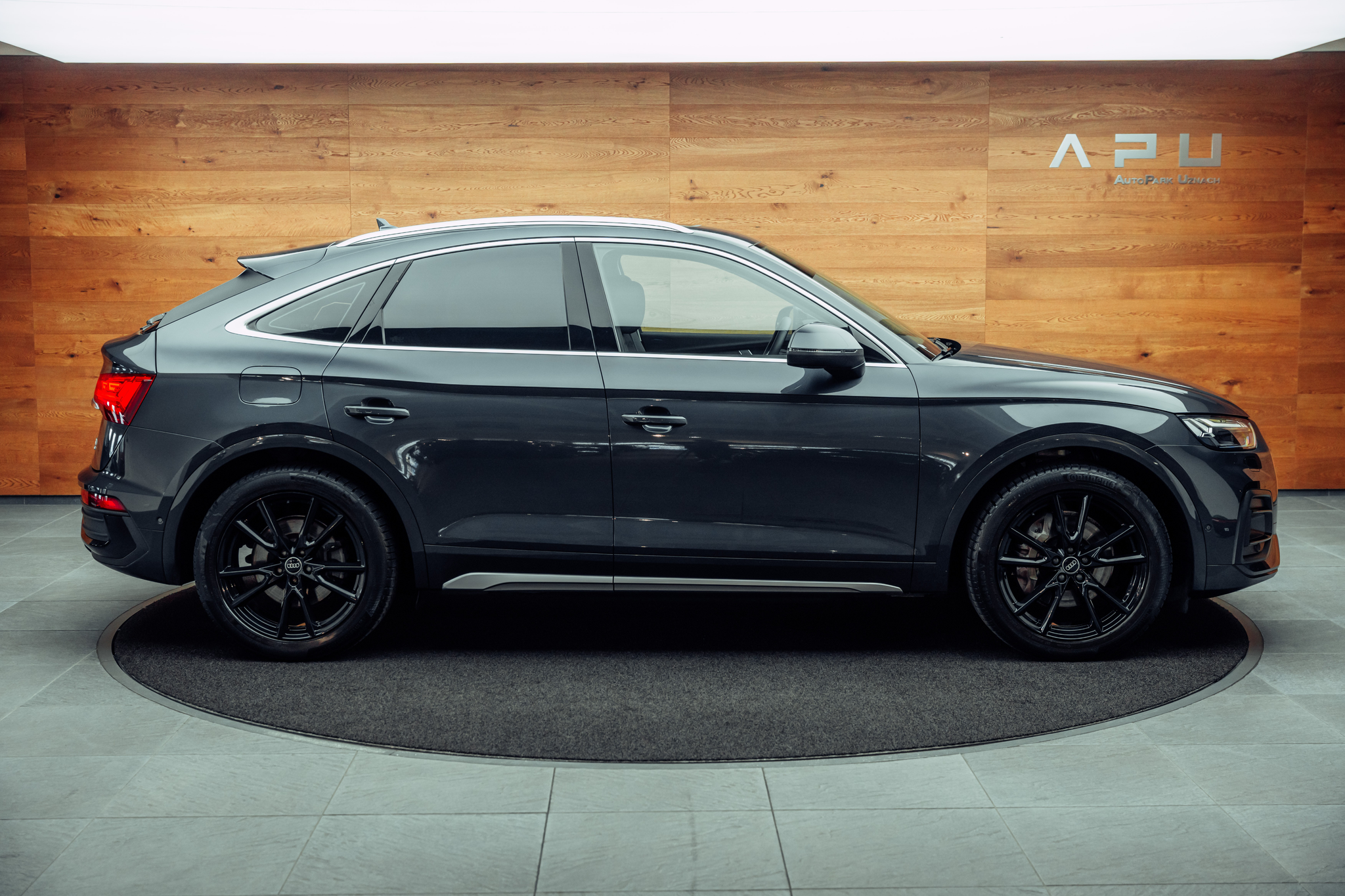 listing desktop thumbnail image 9