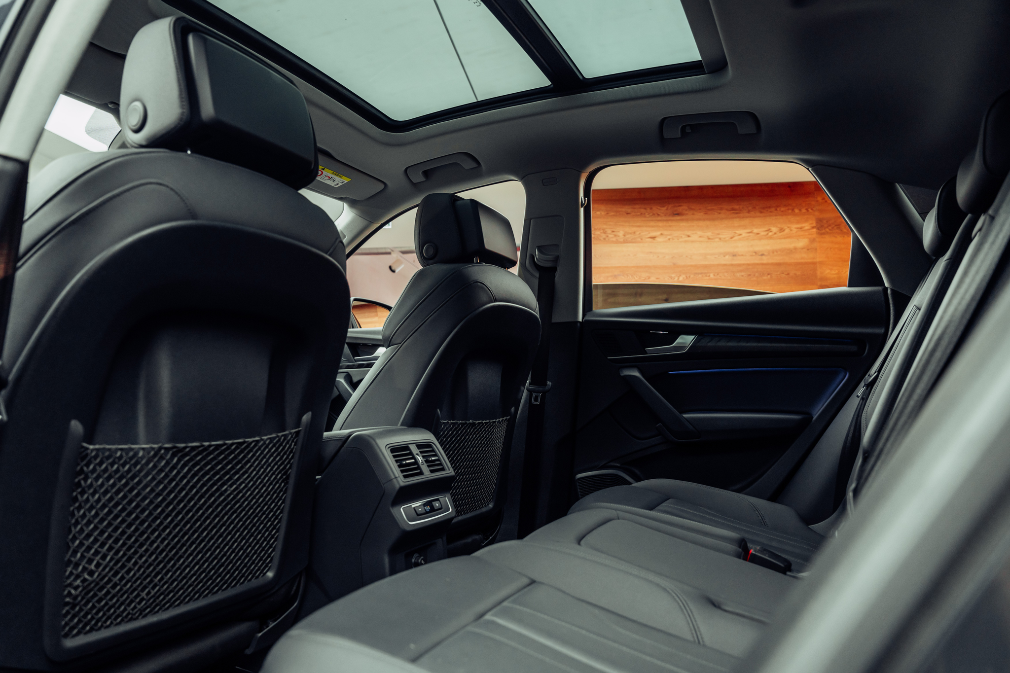 listing desktop thumbnail image 8