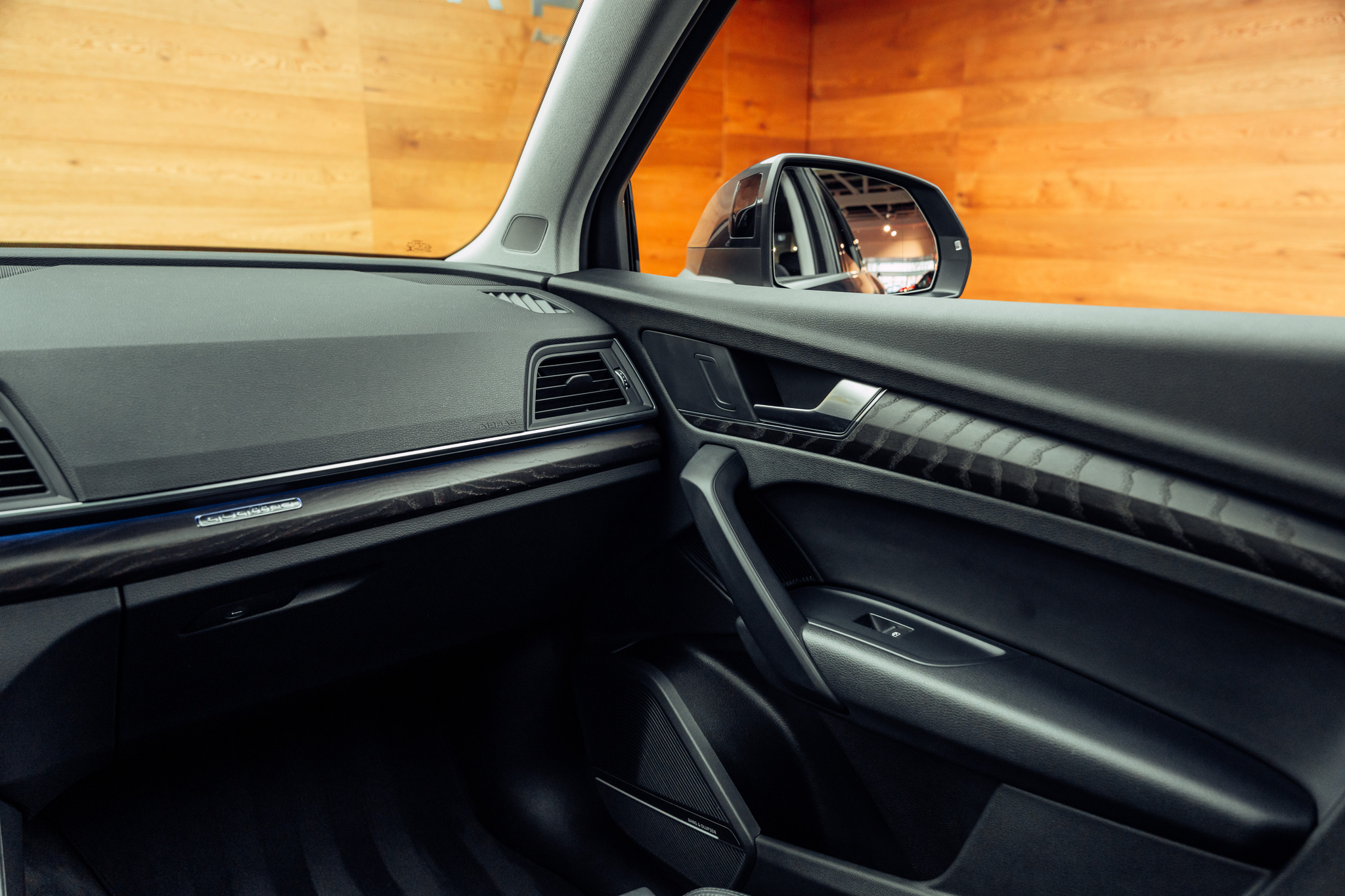 listing desktop thumbnail image 10