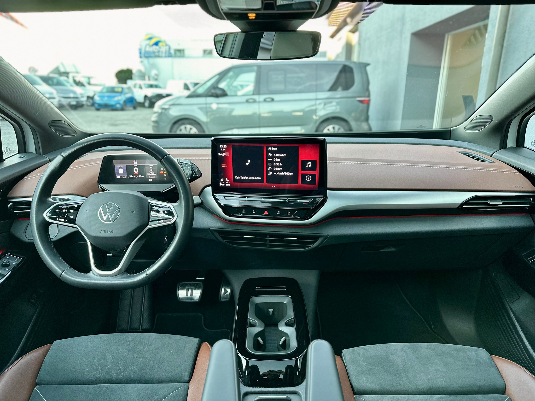 listing desktop thumbnail image 7