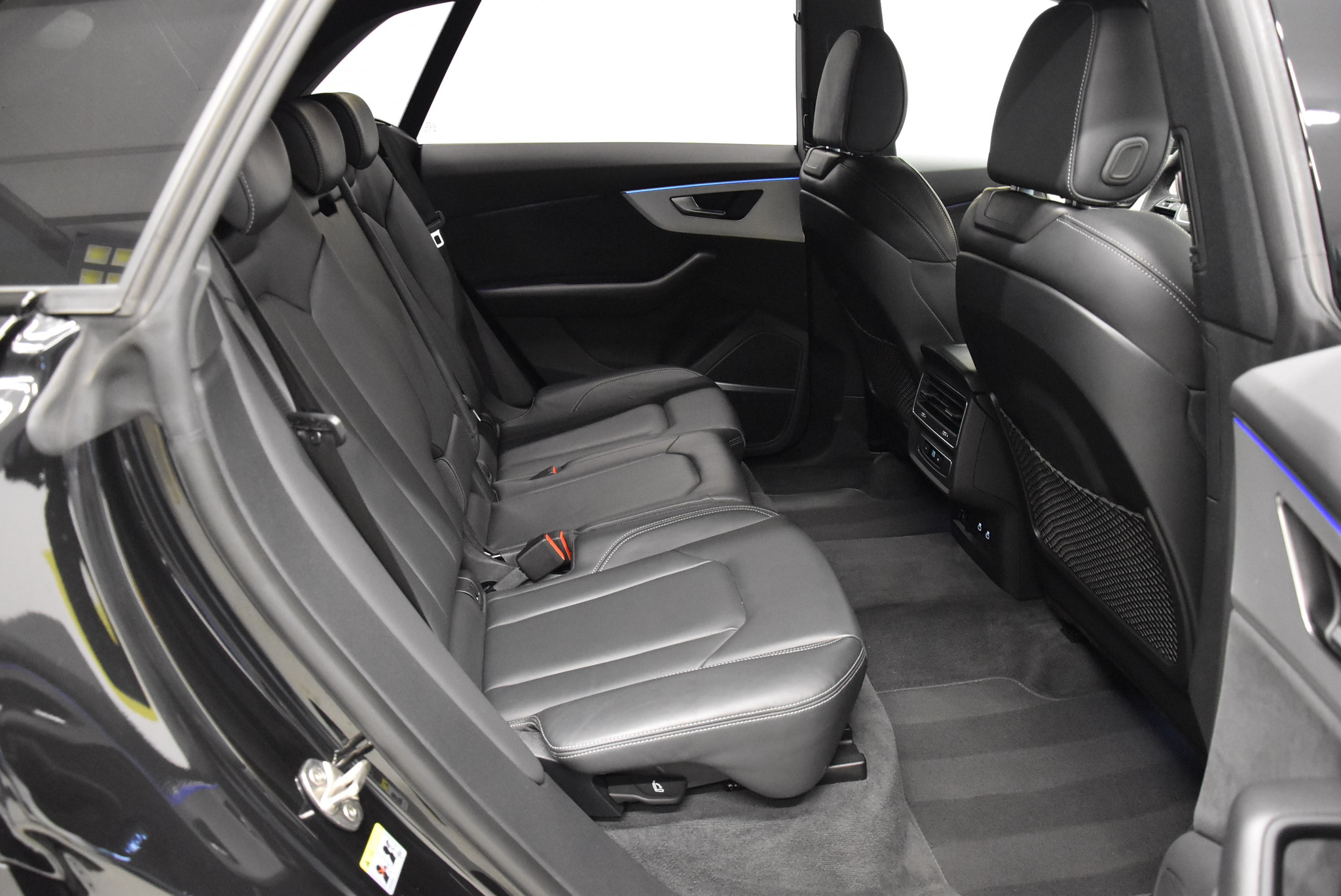 listing desktop thumbnail image 8