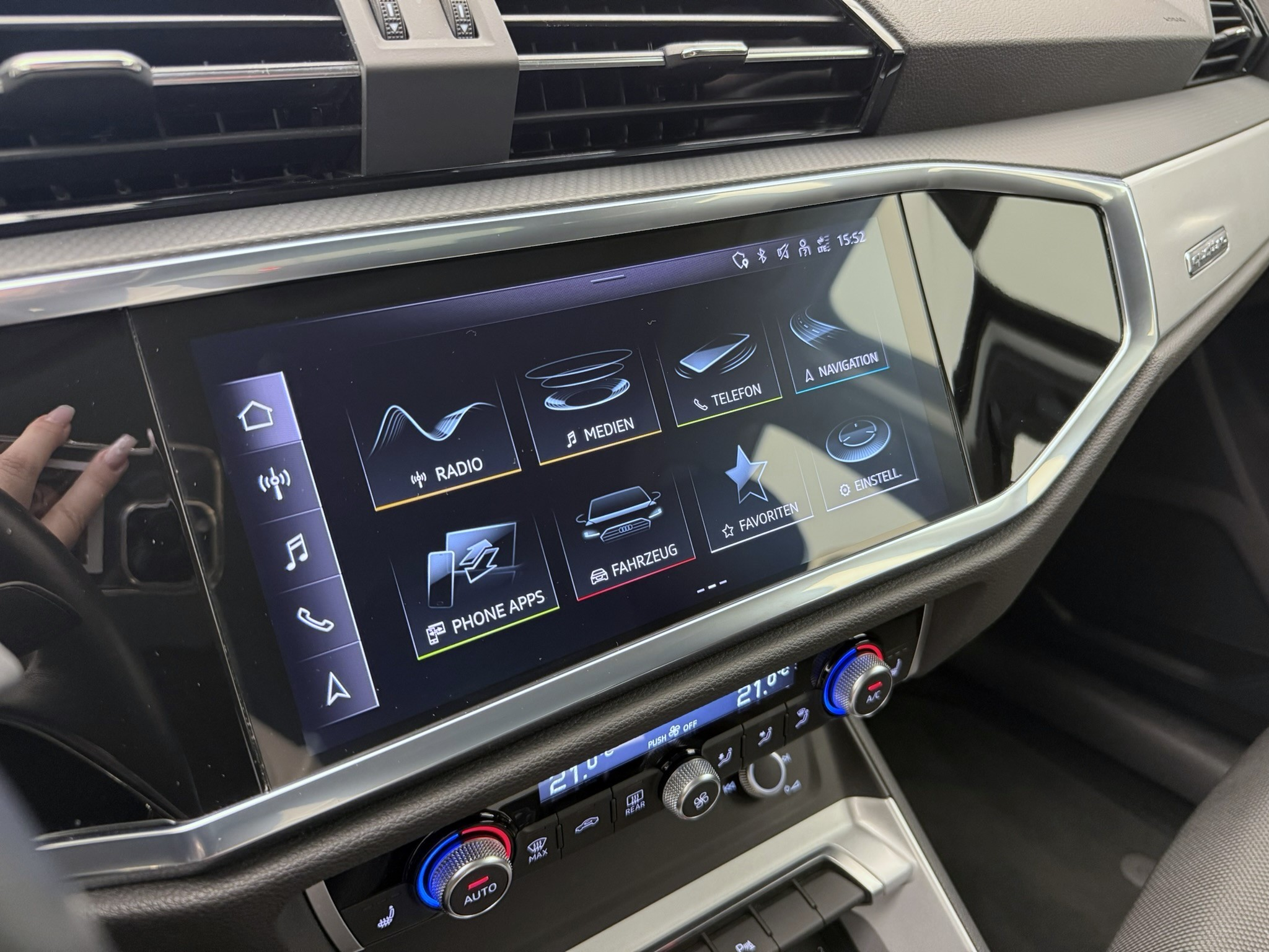 listing desktop thumbnail image 13