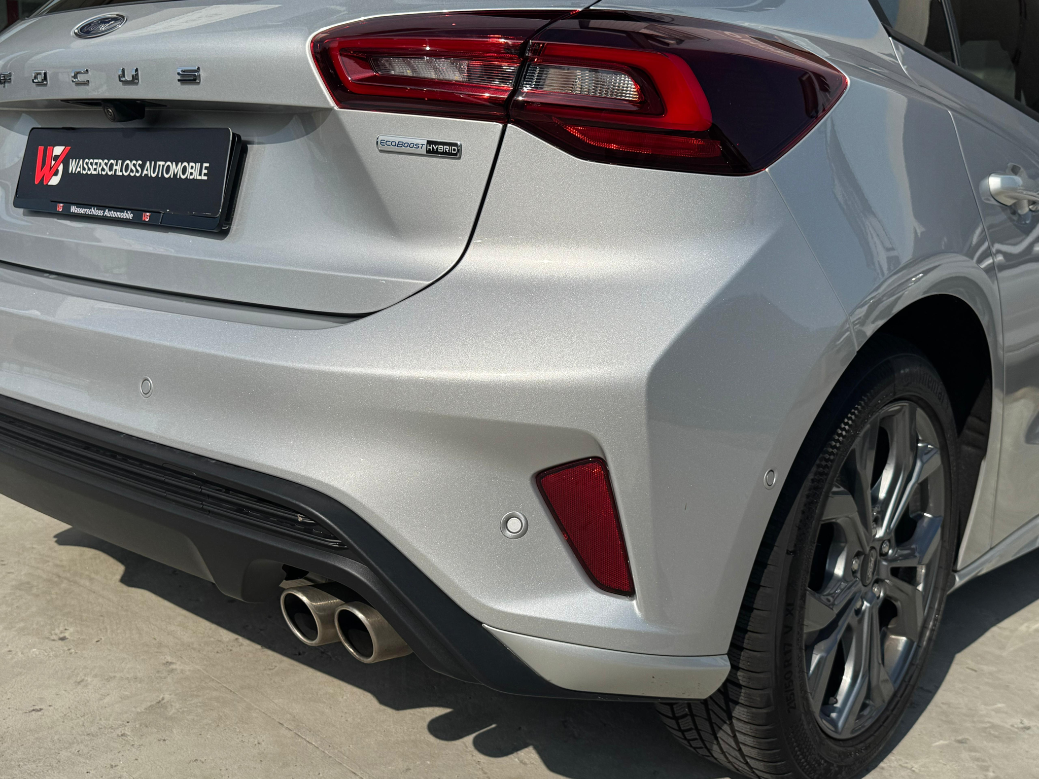 listing desktop thumbnail image 6