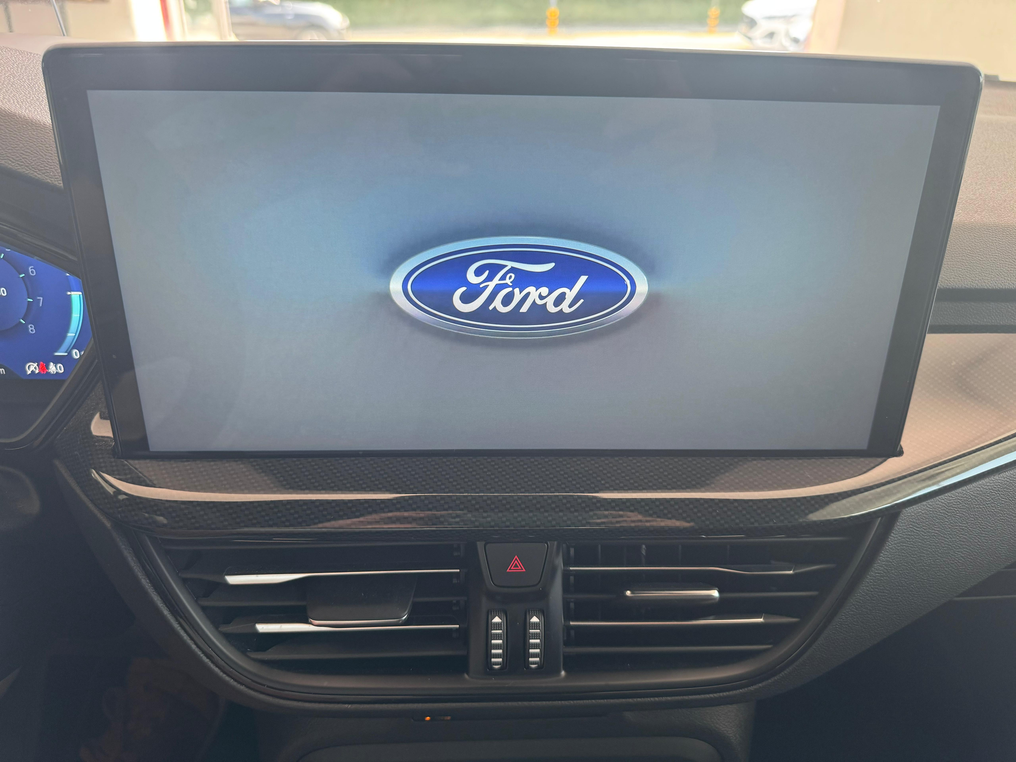 listing desktop thumbnail image 17