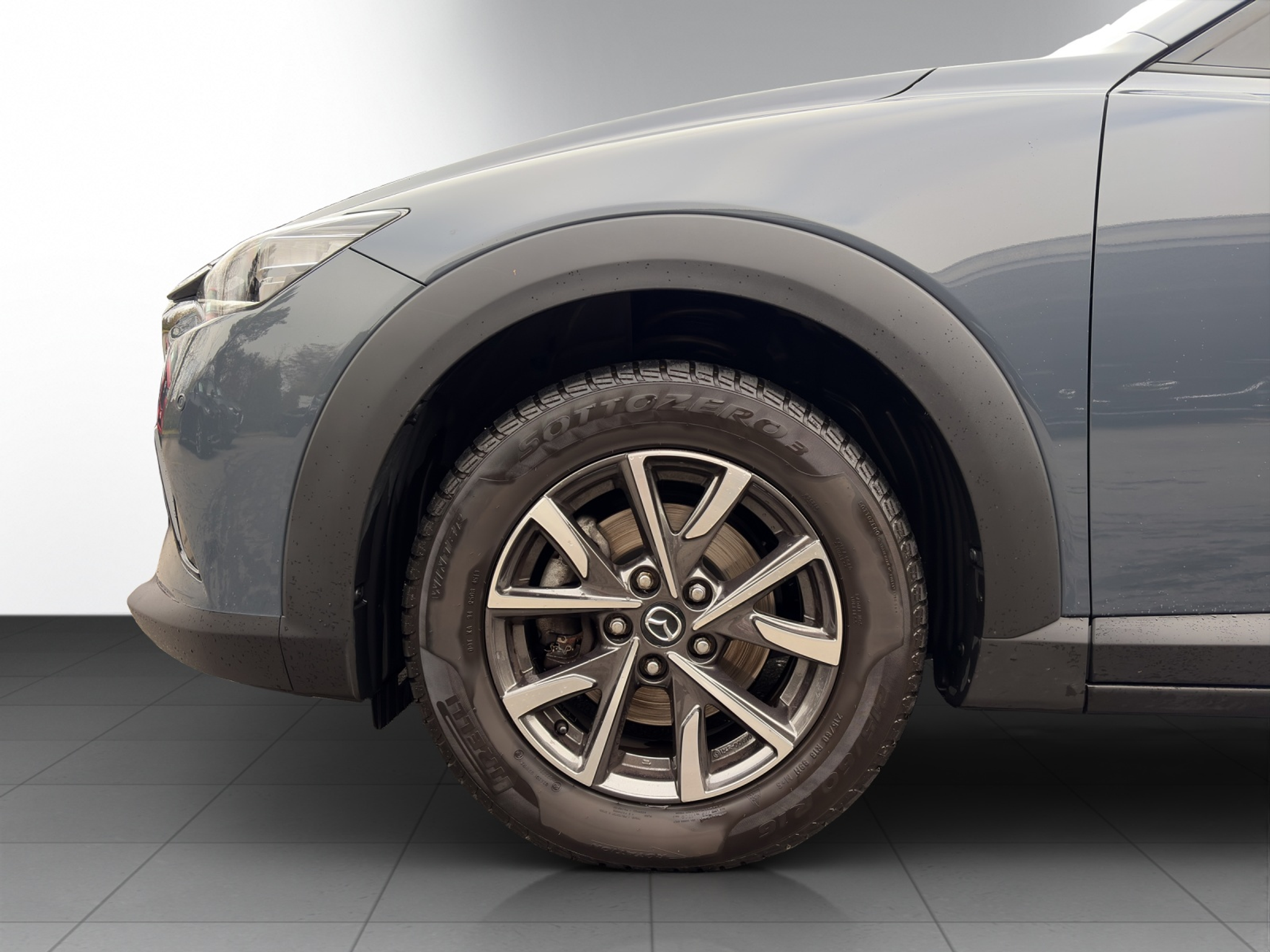 listing desktop thumbnail image 3