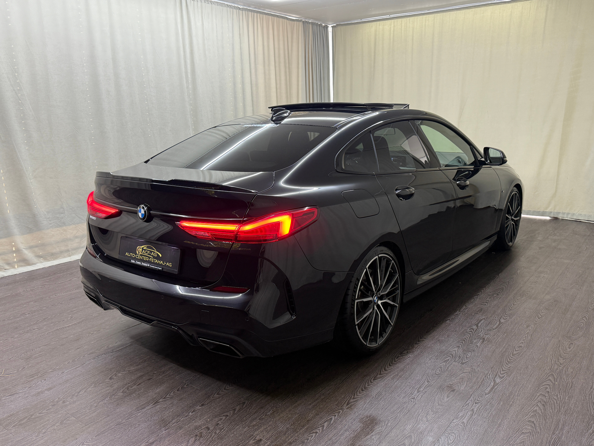 listing desktop thumbnail image 5