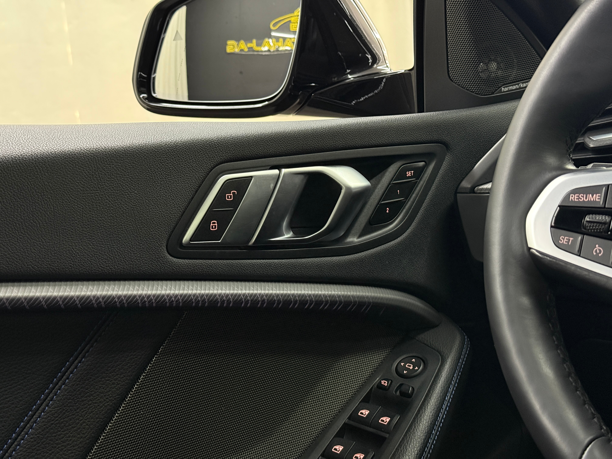 listing desktop thumbnail image 16