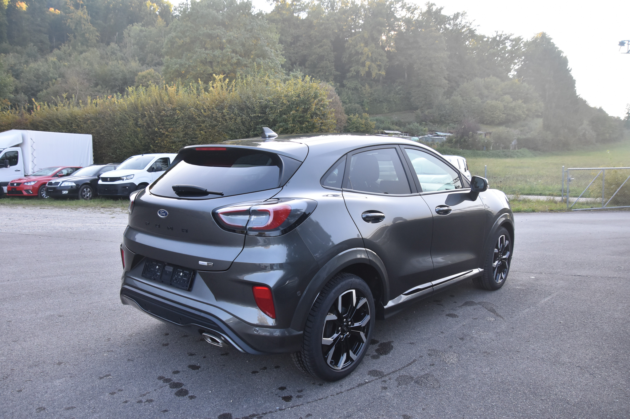 listing desktop thumbnail image 4