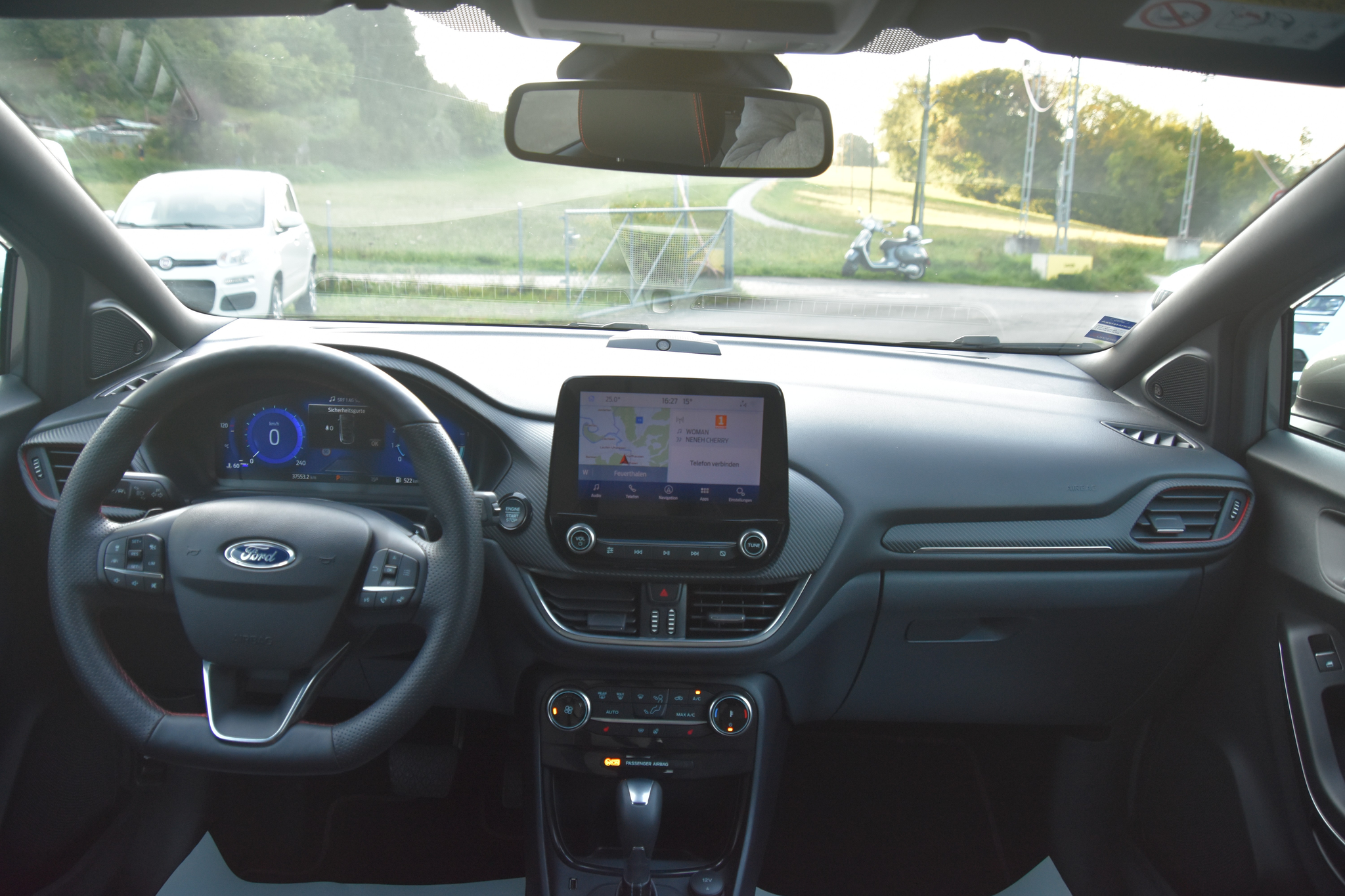 listing desktop thumbnail image 9