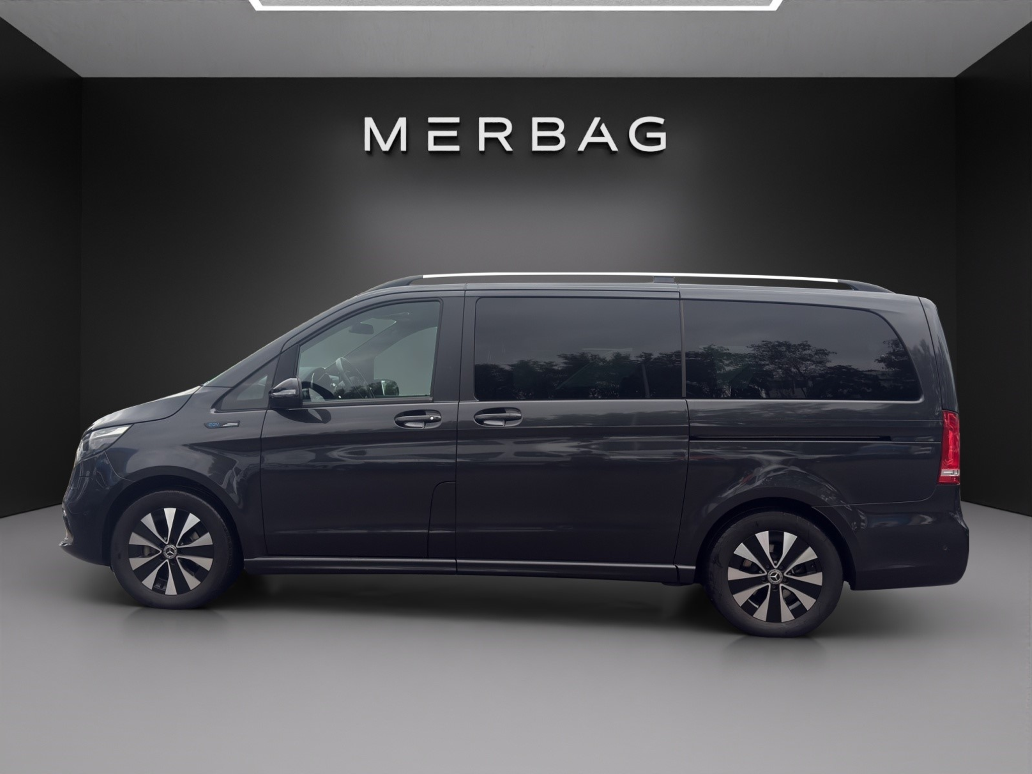 listing desktop thumbnail image 2