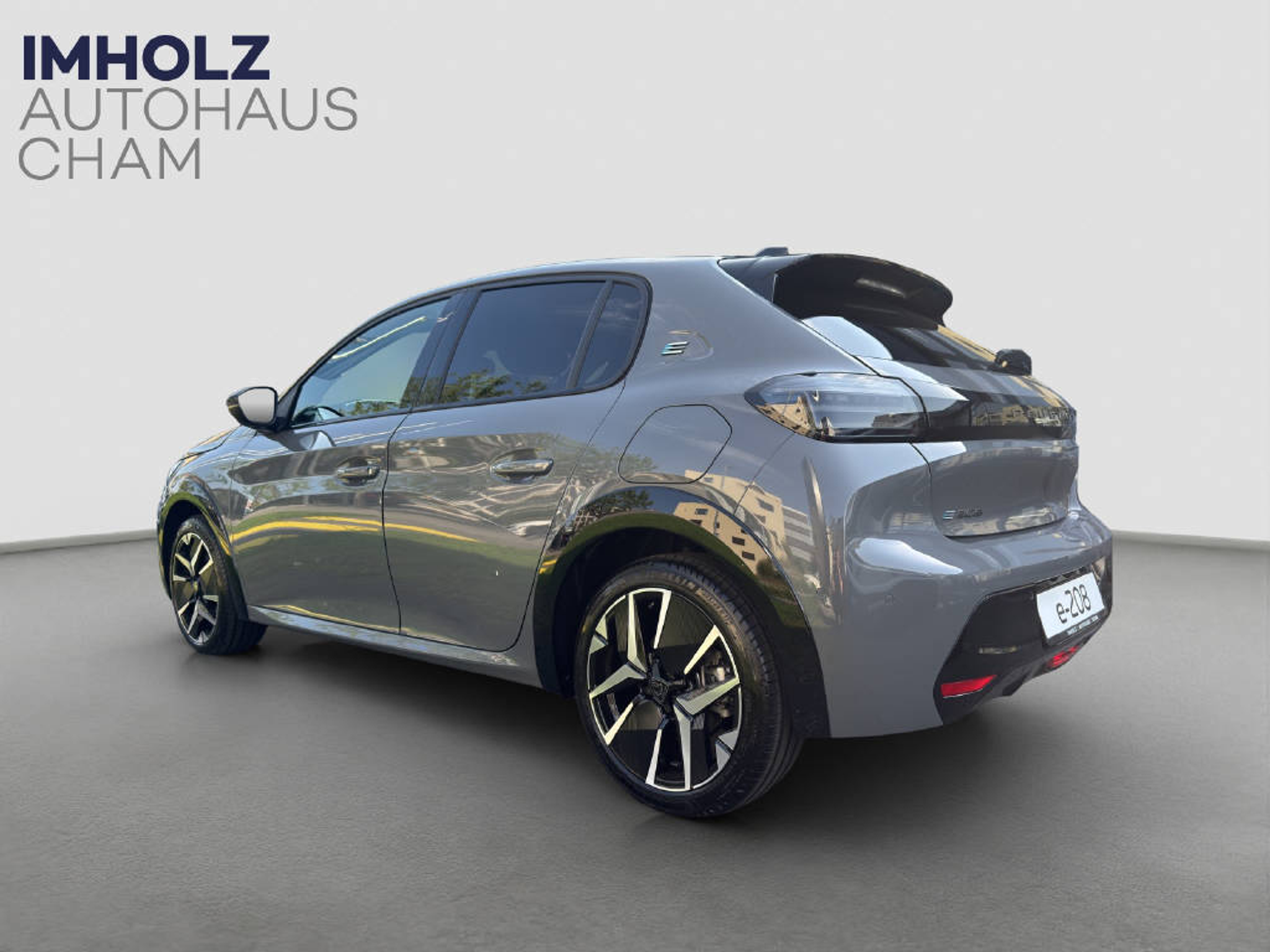 listing desktop thumbnail image 2